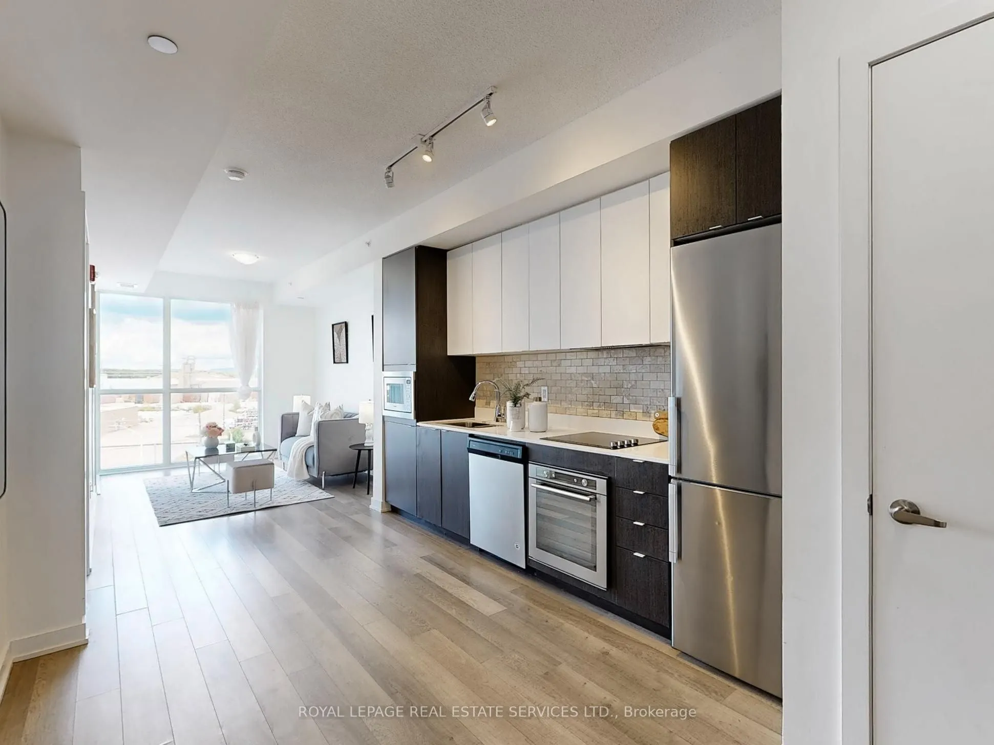 5230 Dundas Street, #625A