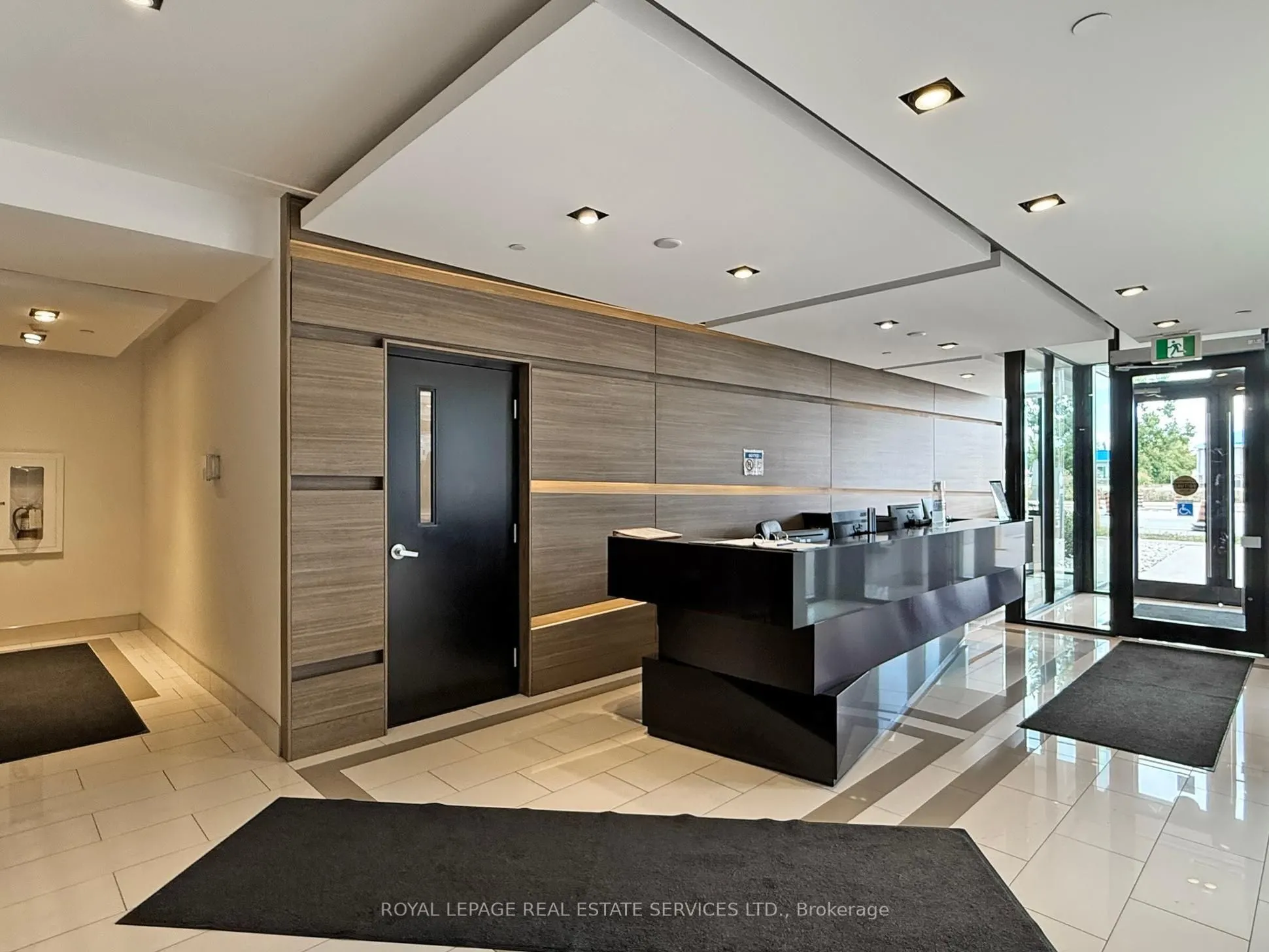 5230 Dundas Street, #625A
