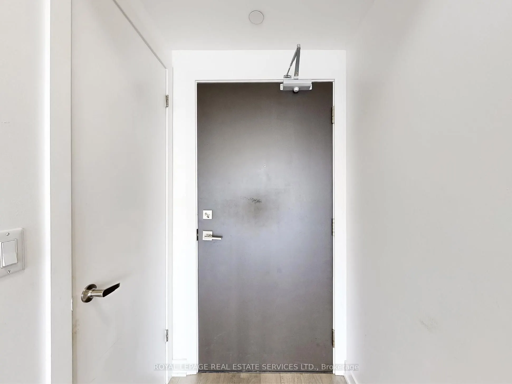 5230 Dundas Street, #625A