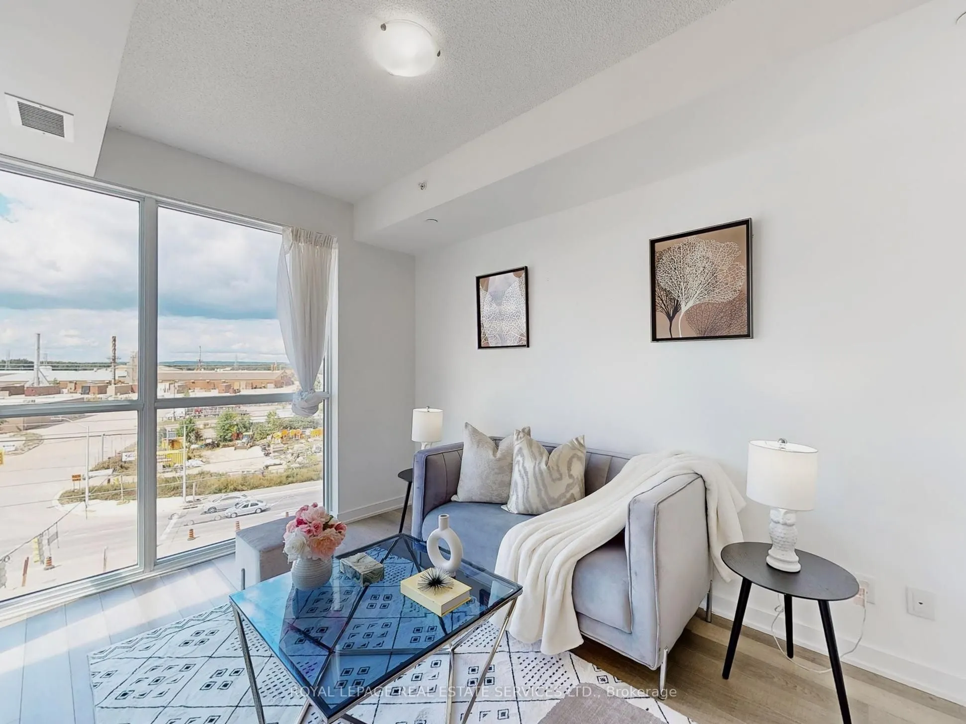 5230 Dundas Street, #625A