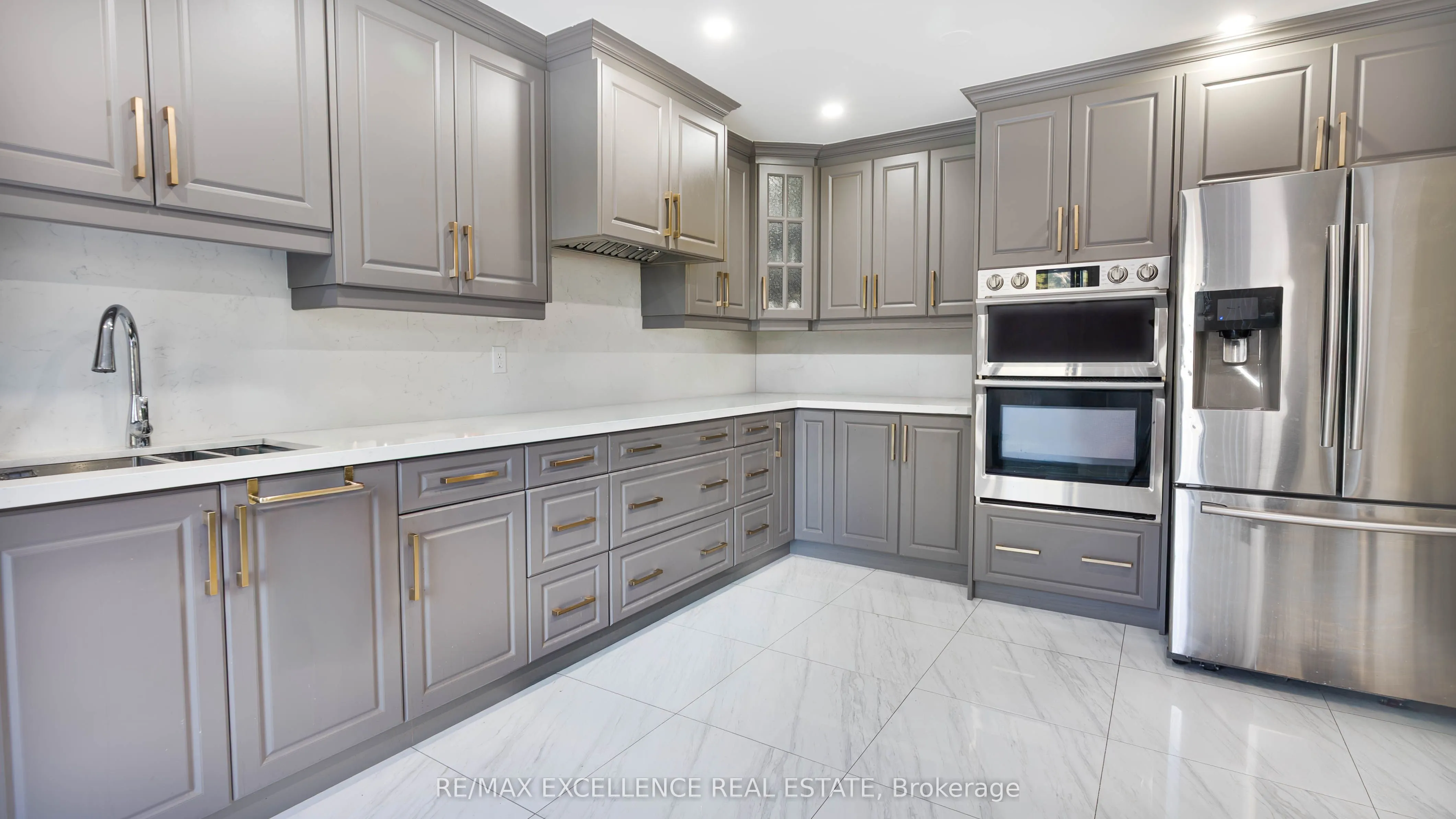 280 Hansen Road N