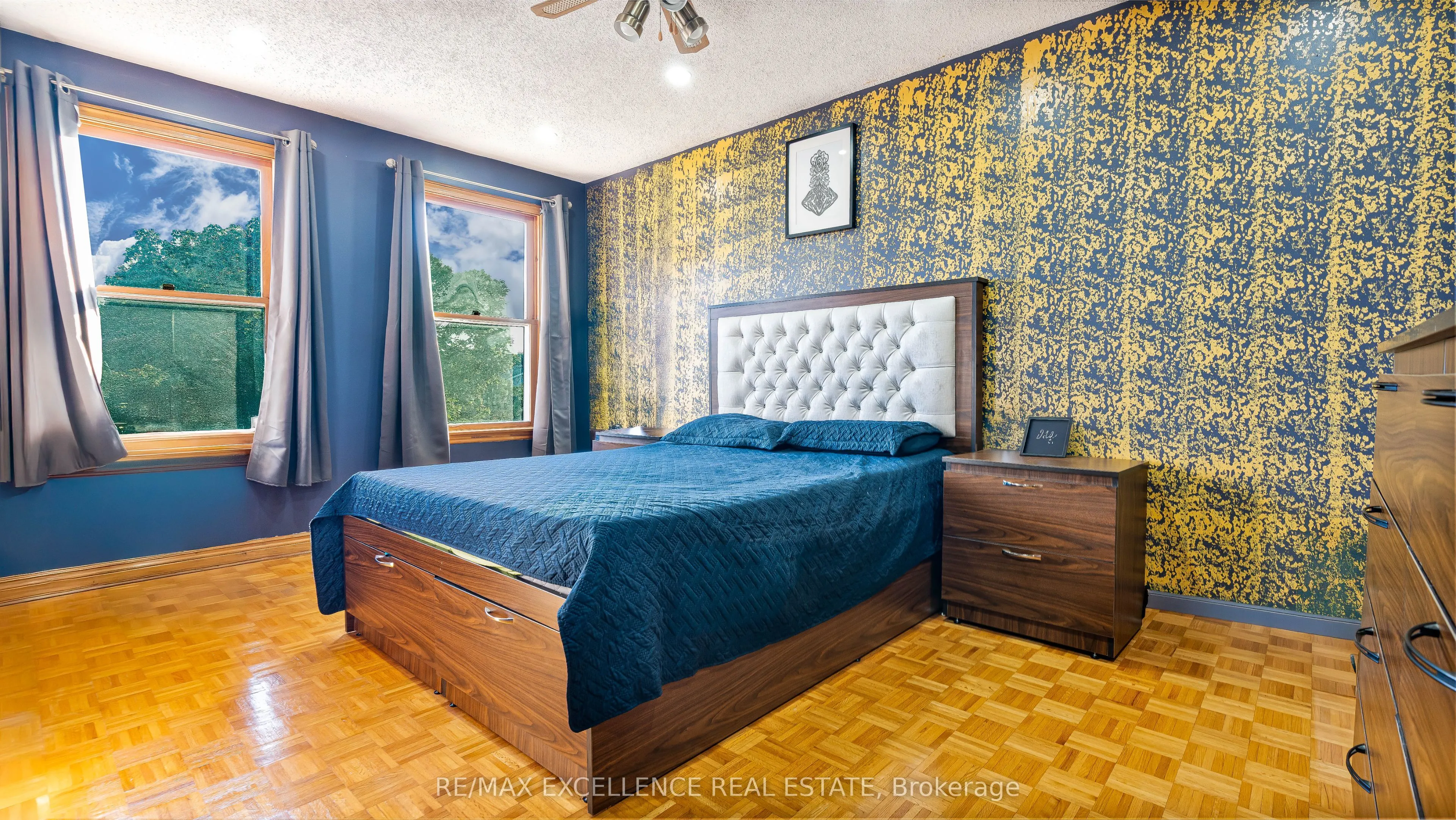 280 Hansen Road N