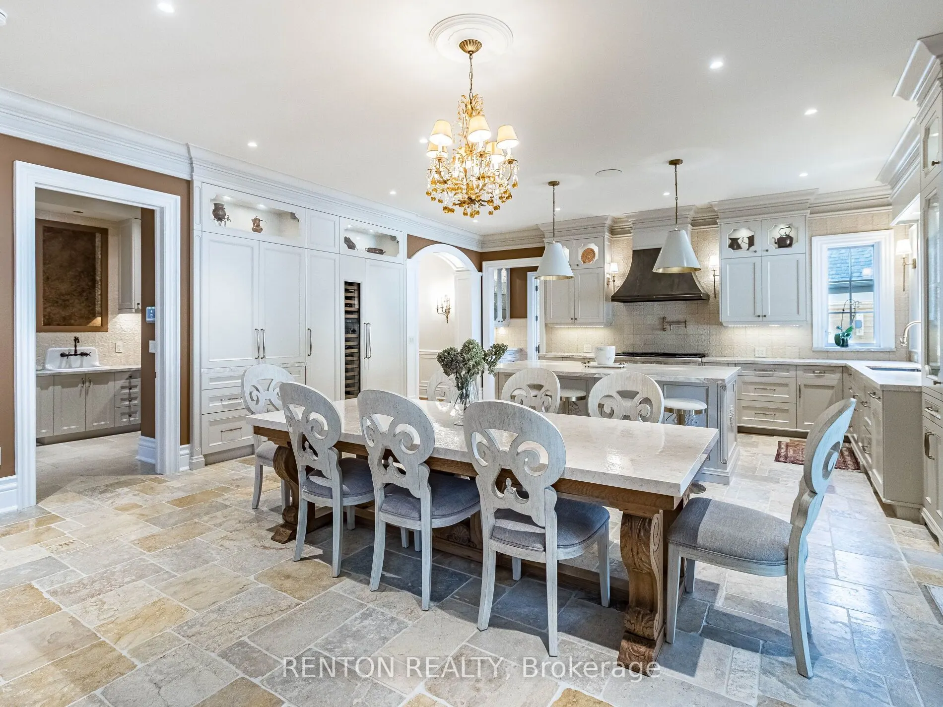 1491 Watersedge Road