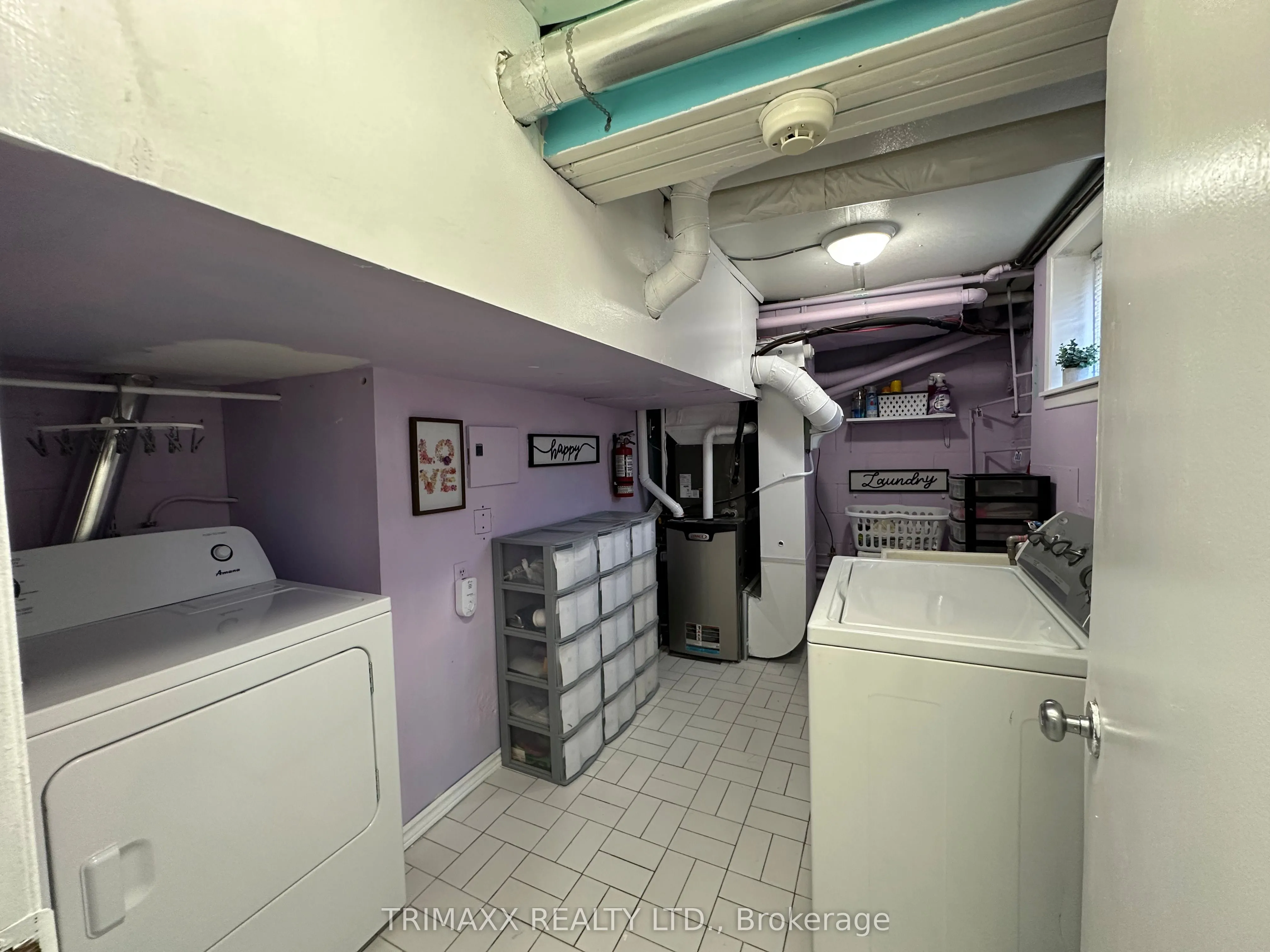 14 Brigham Circuit W, #Basement