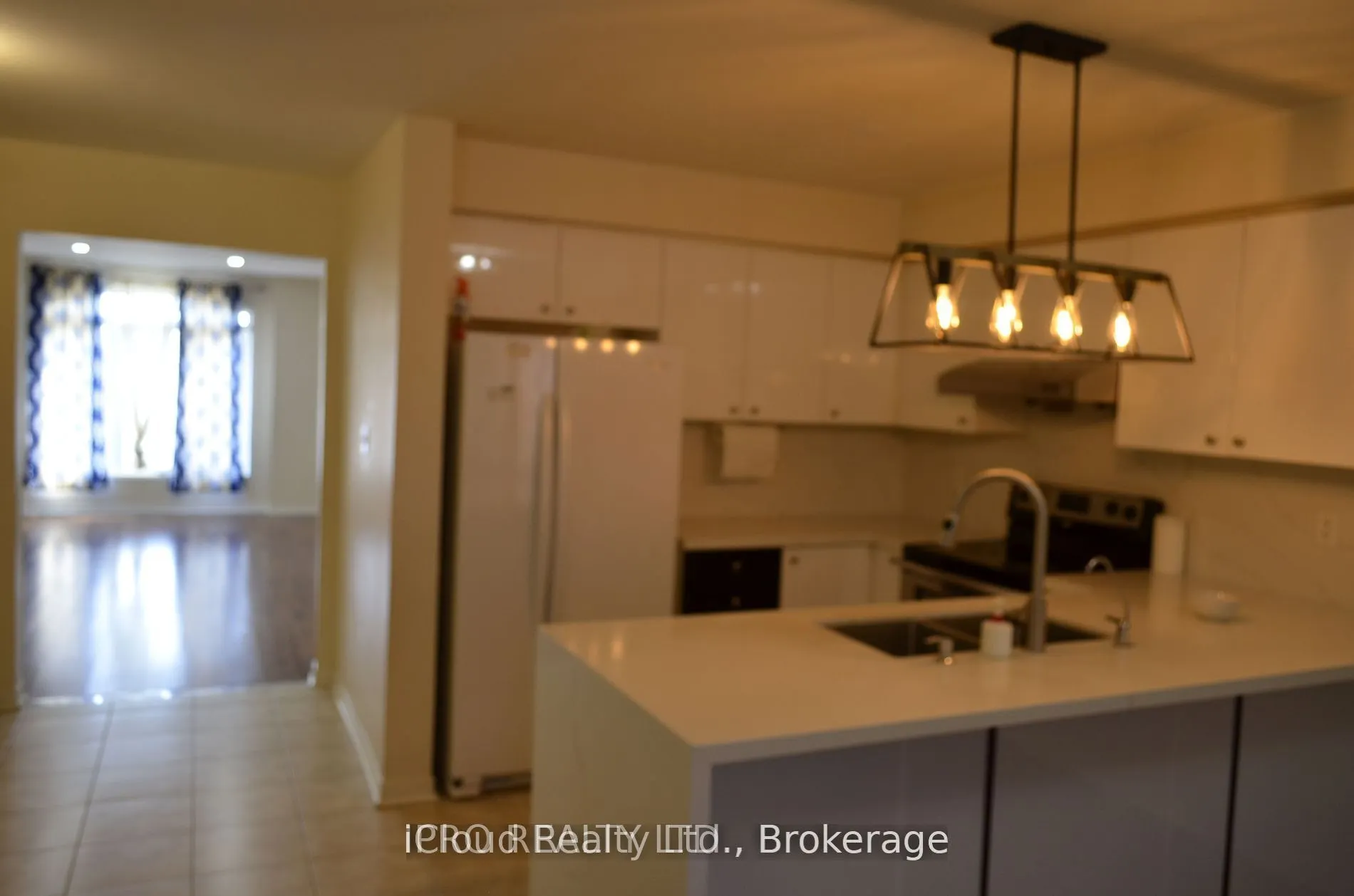 319 Aspendale Crescent, #Main