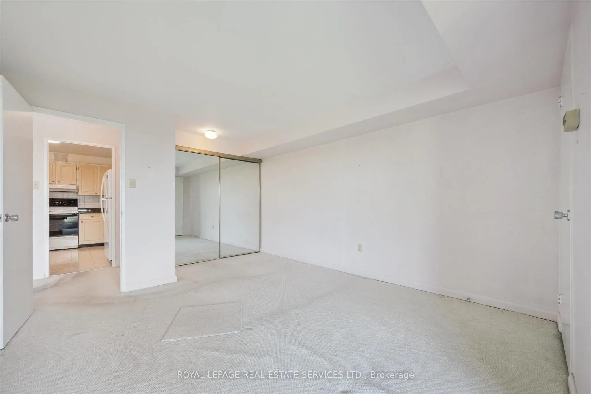 1400 Dixie Road, #1206