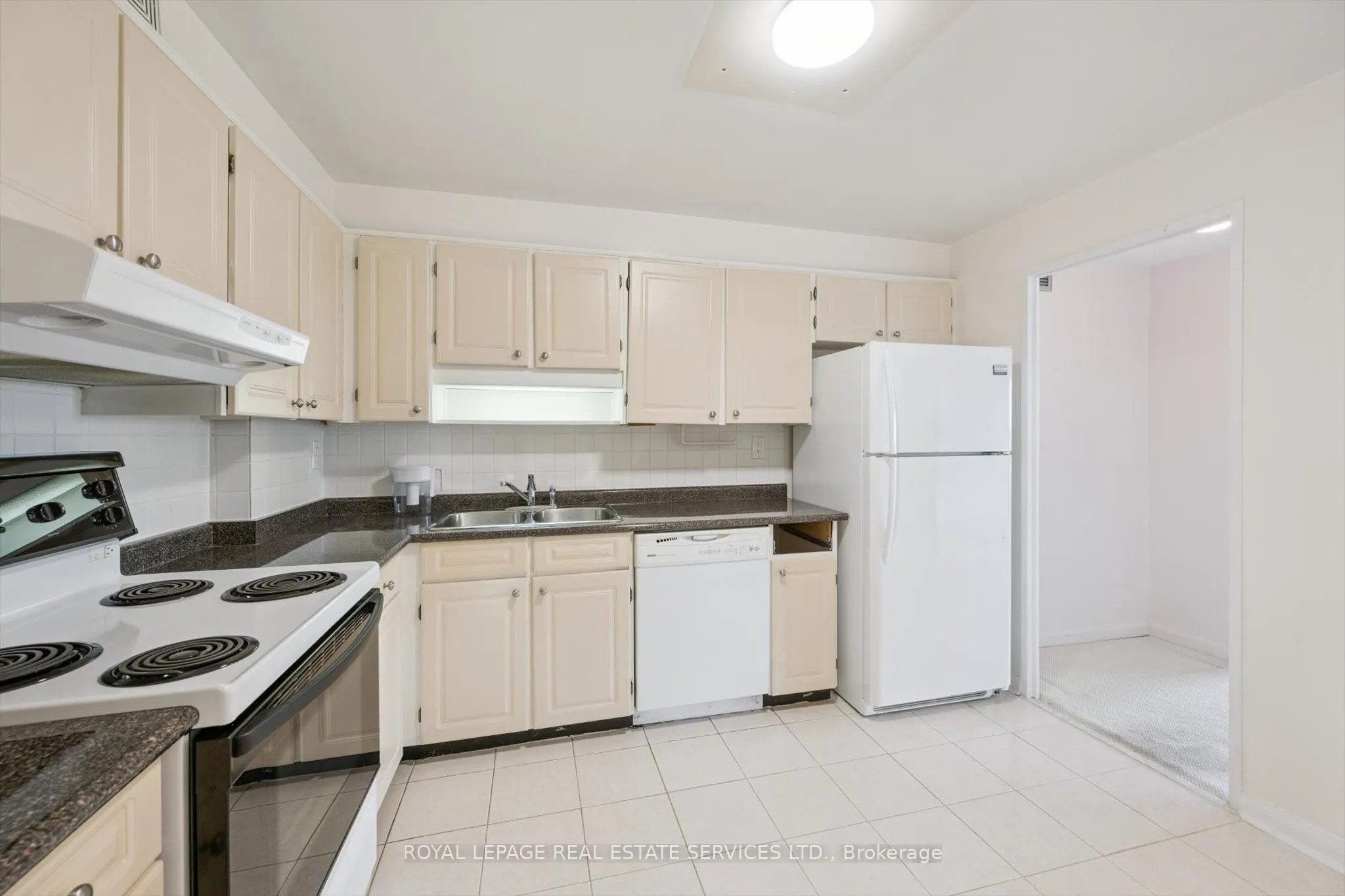 1400 Dixie Road, #1206