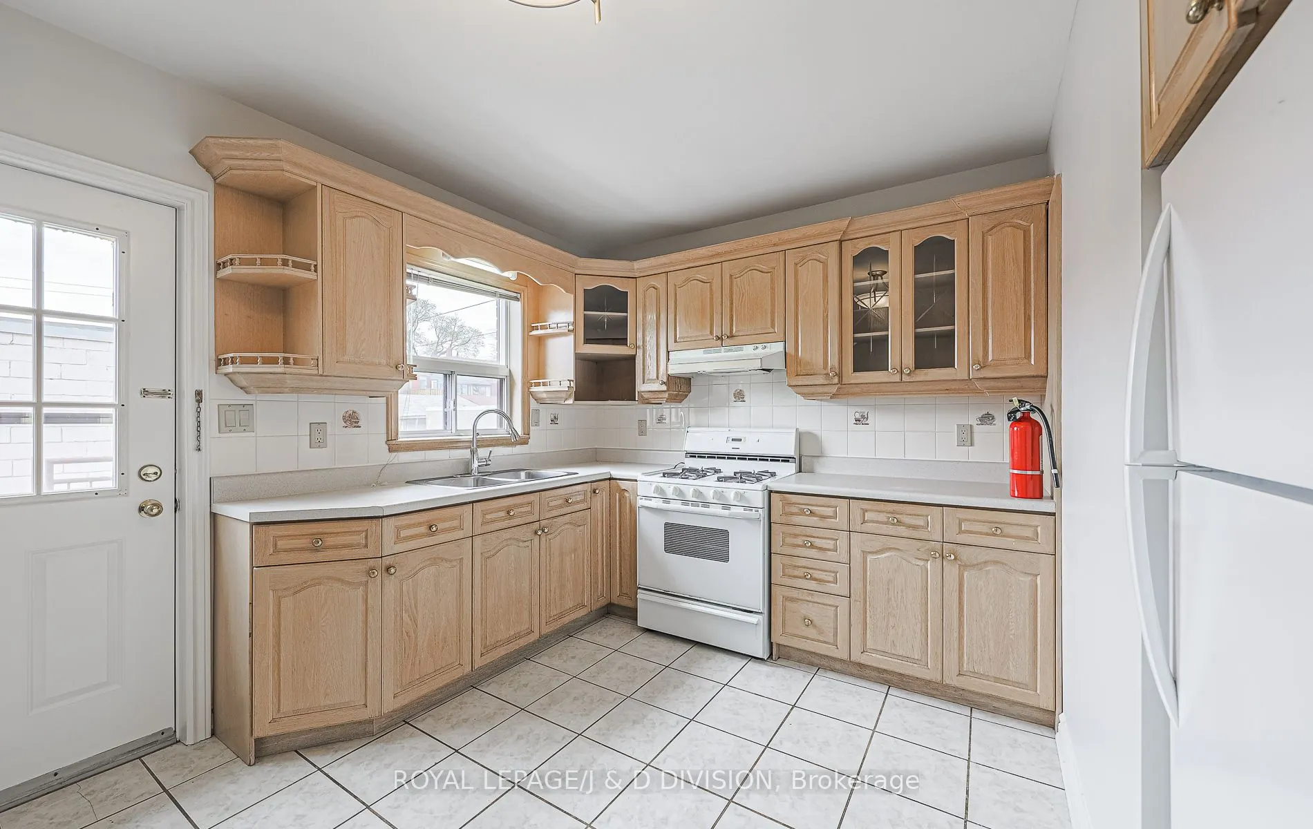 484 Concord Avenue, #Main