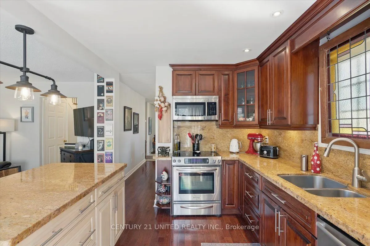 58 Heathcliffe Square, #58
