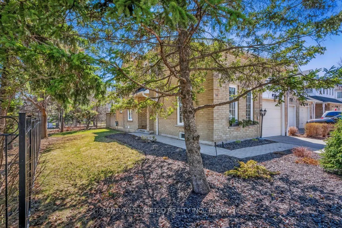 58 Heathcliffe Square, #58