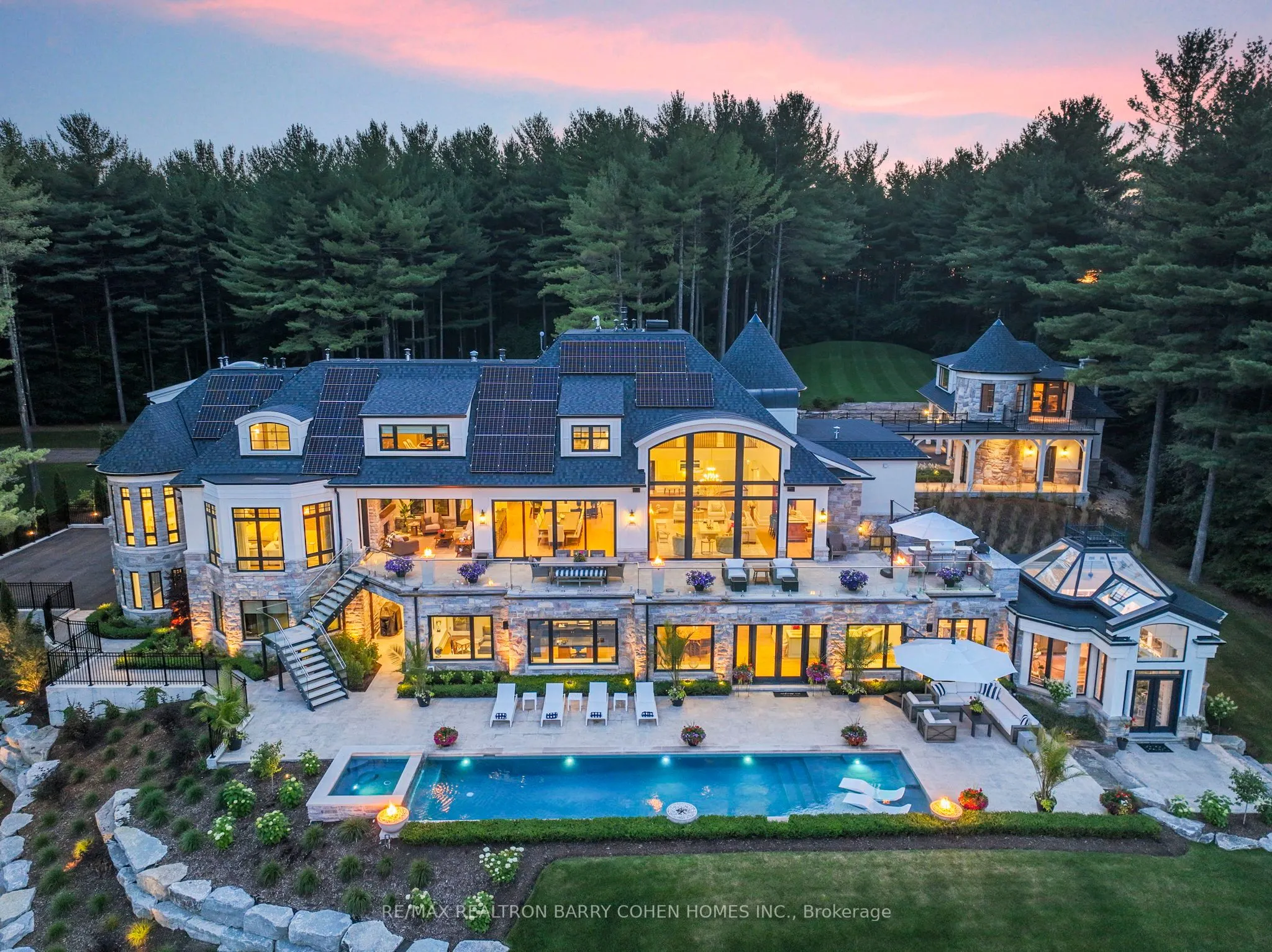 15466 The Gore Road