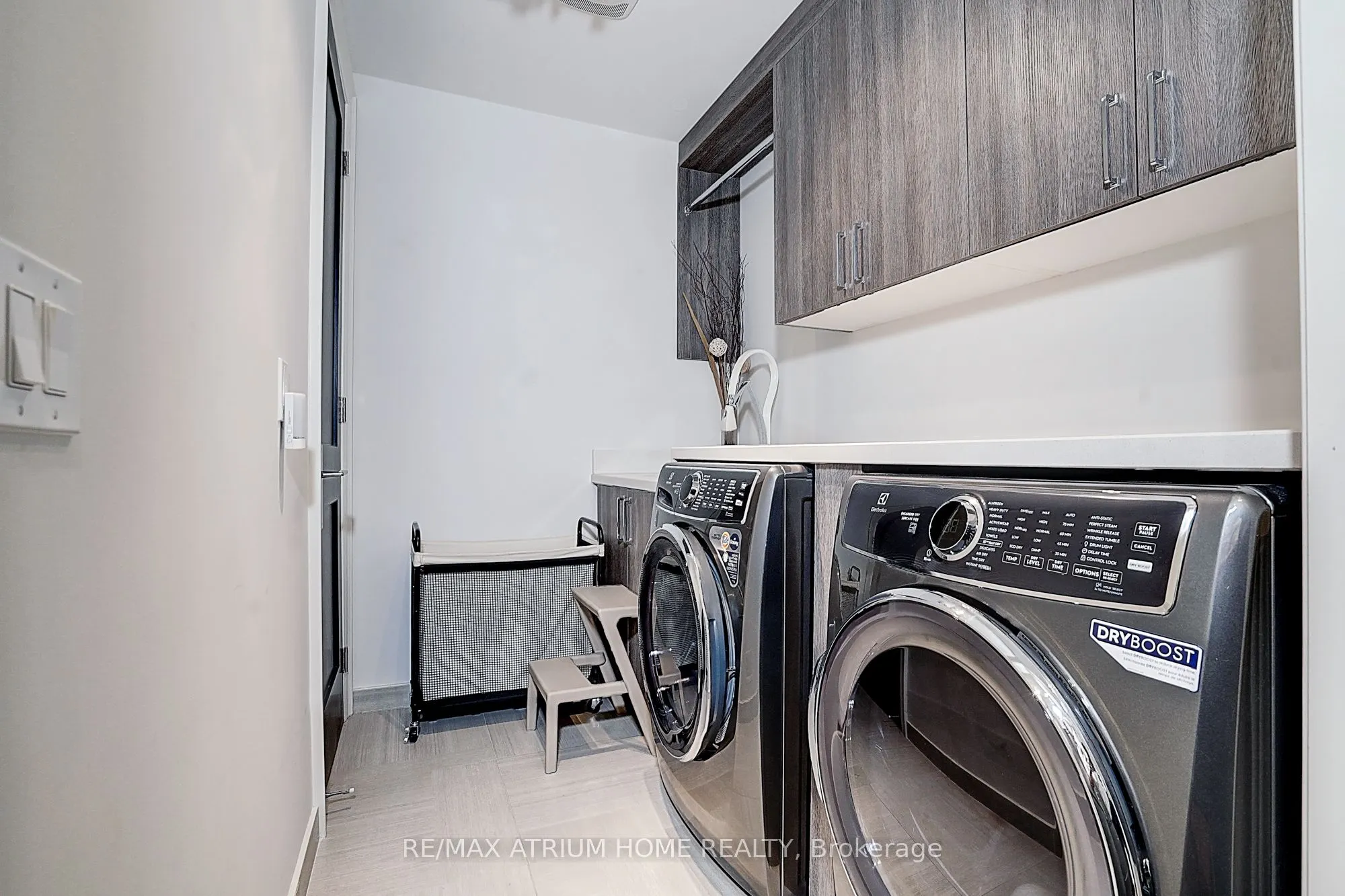 166 Dorval Drive