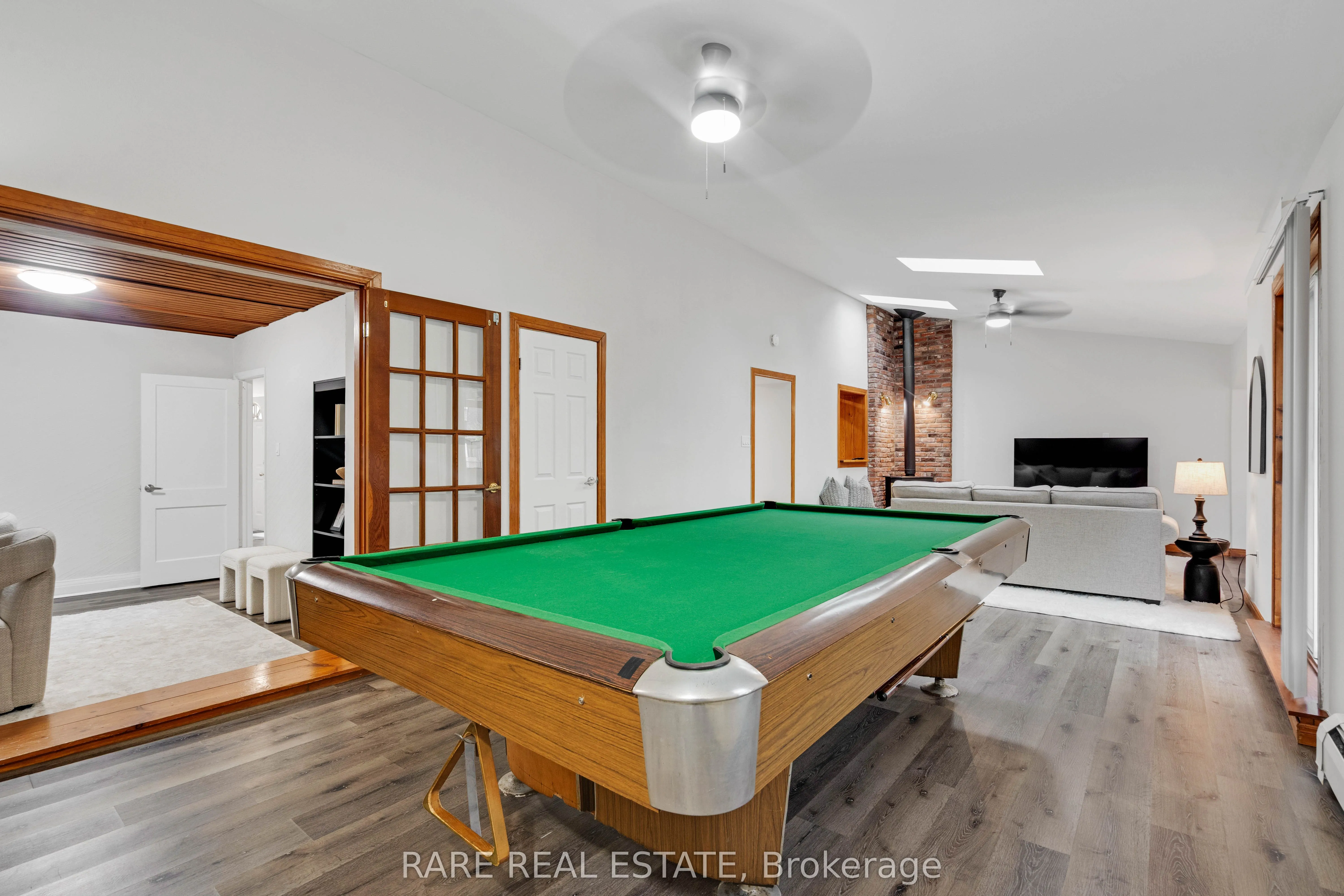 2073 Leighland Road