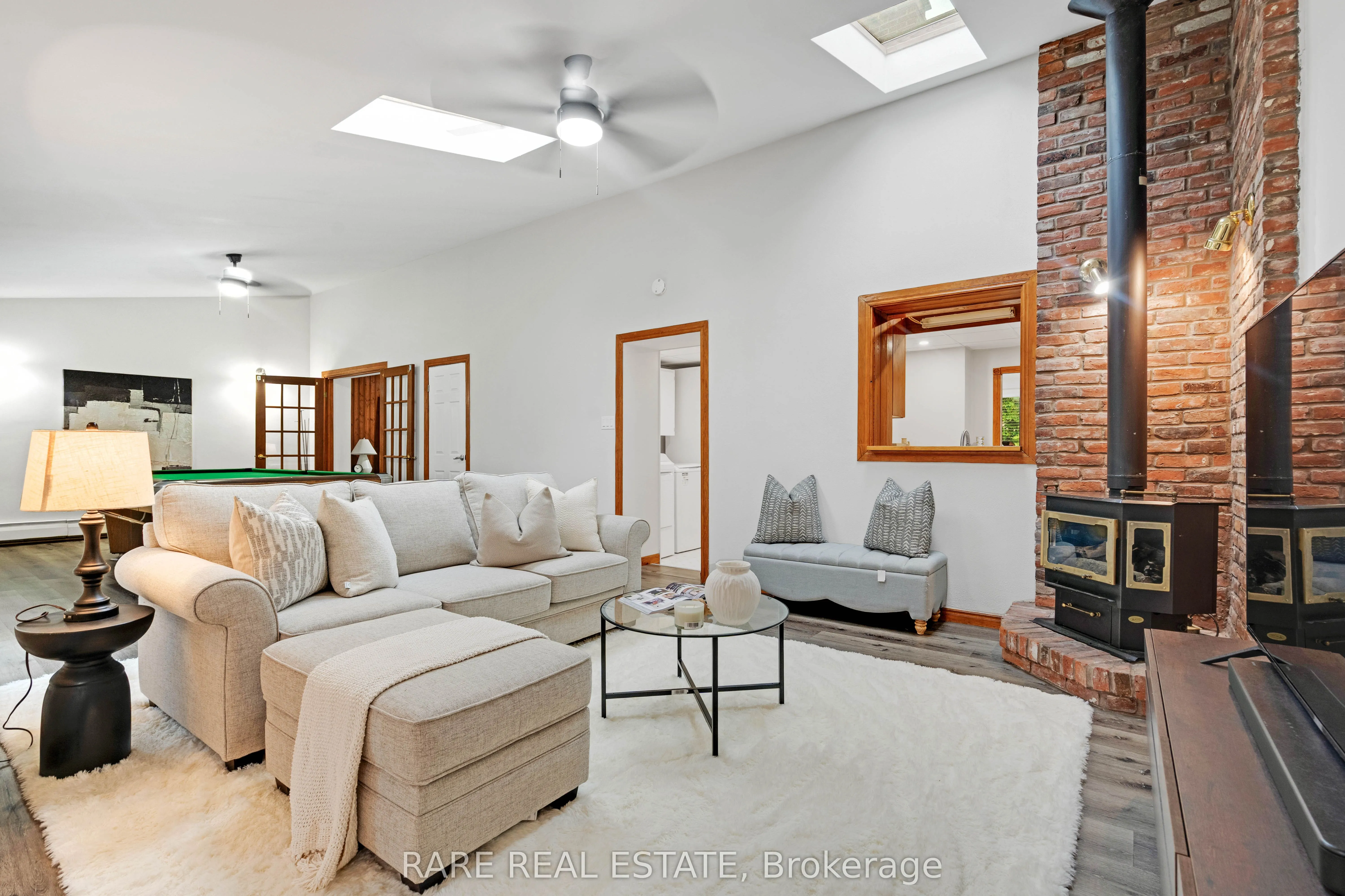 2073 Leighland Road