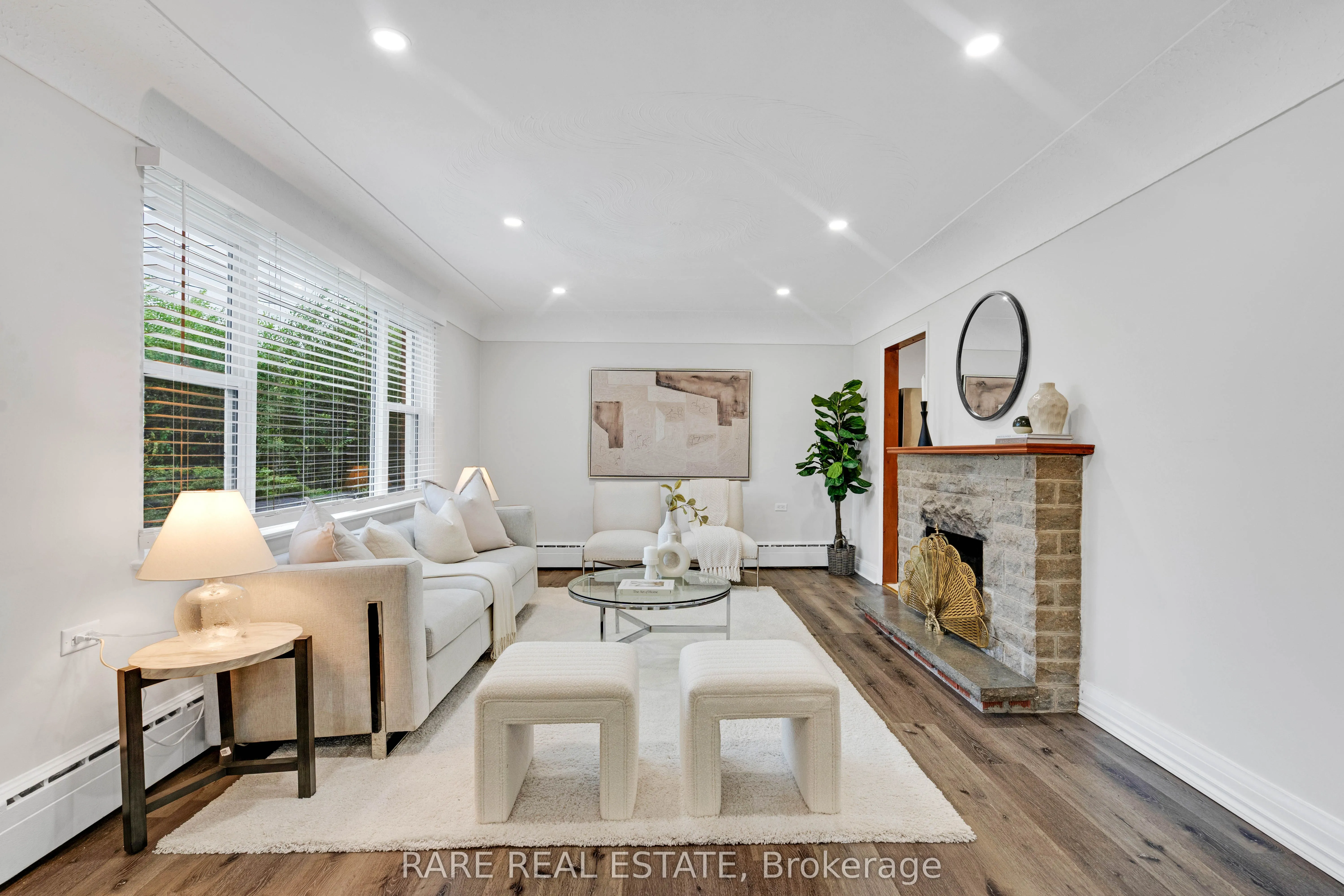 2073 Leighland Road