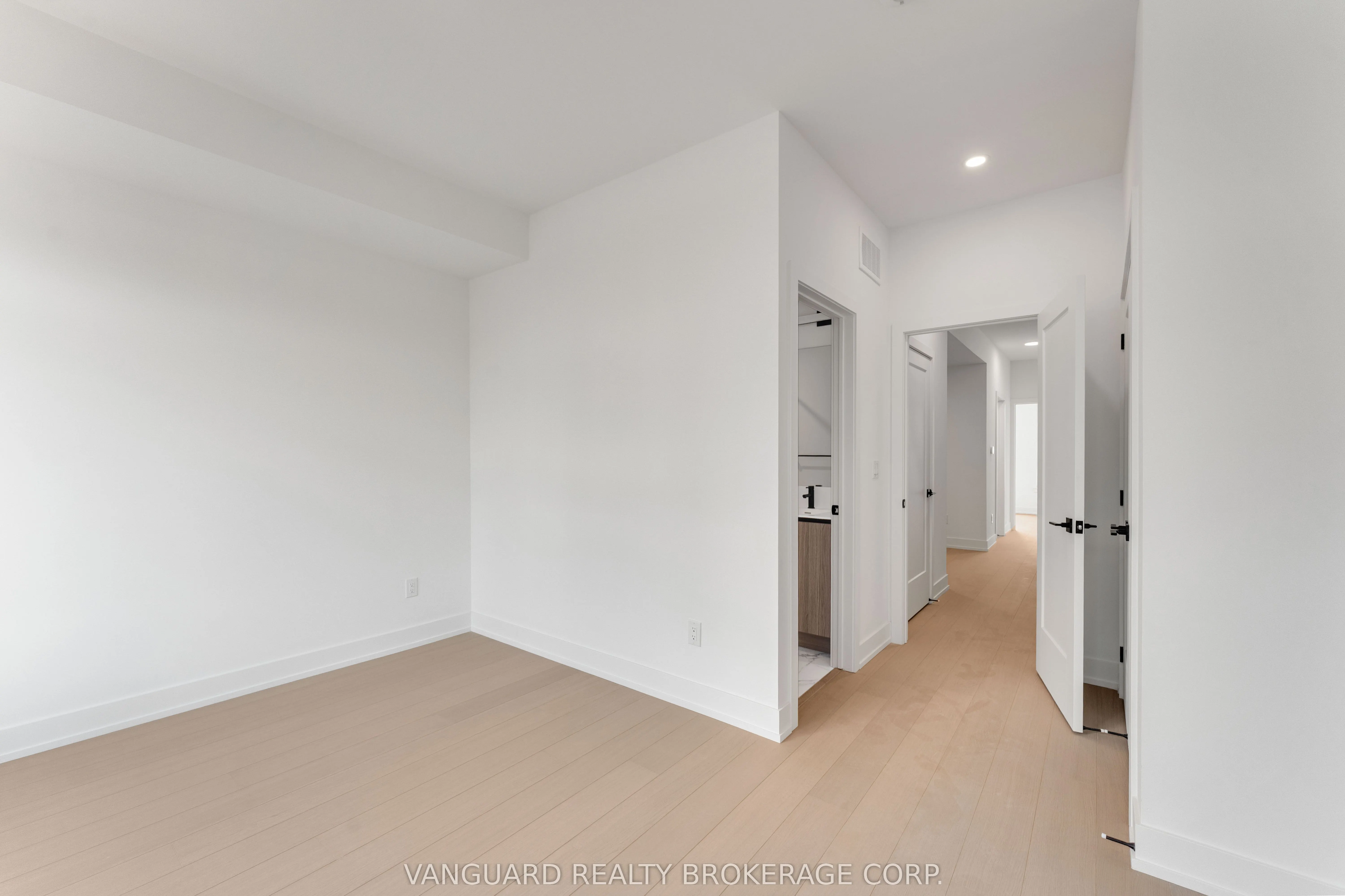 15 Lou Parsons Way, #21