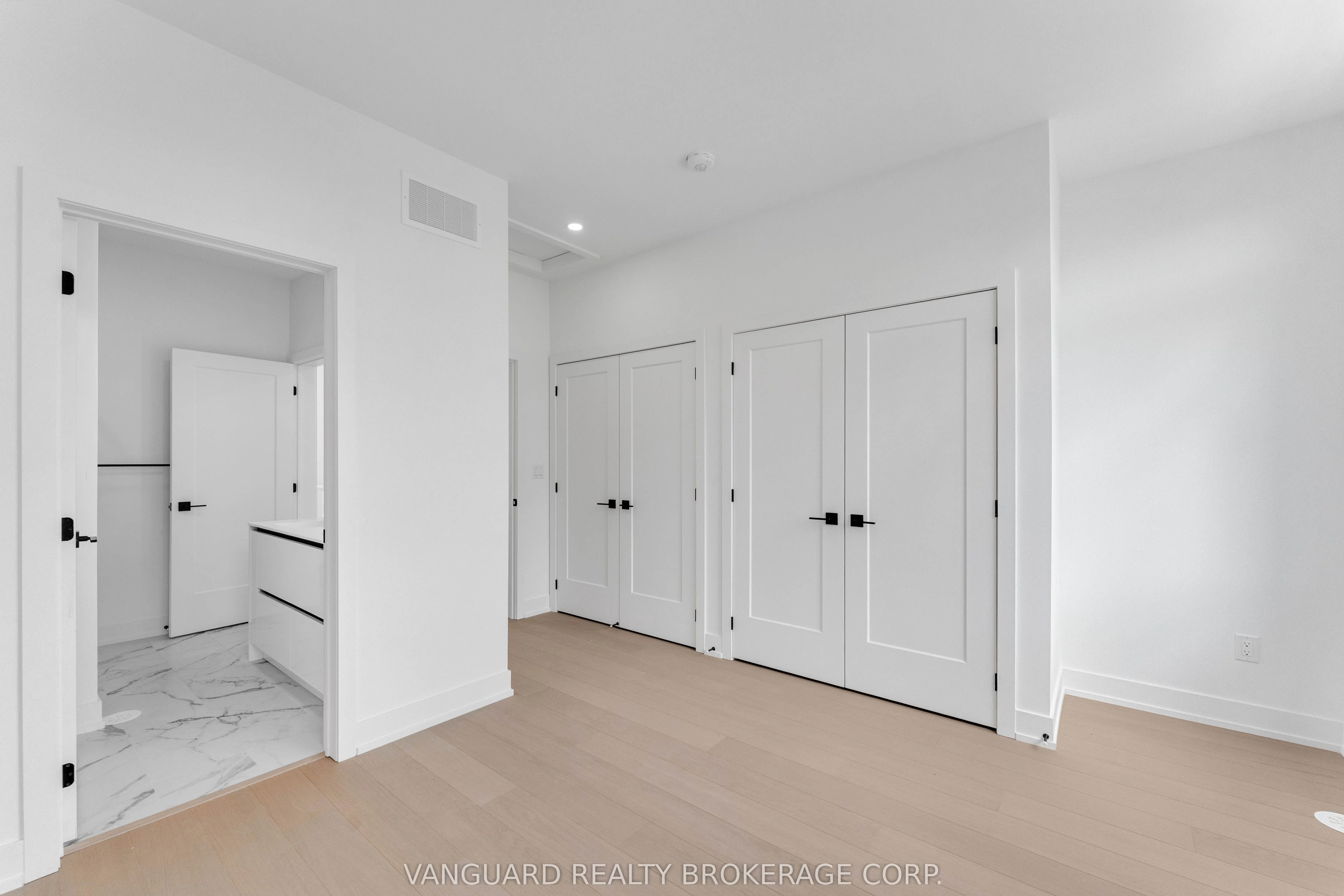 15 Lou Parsons Way, #21