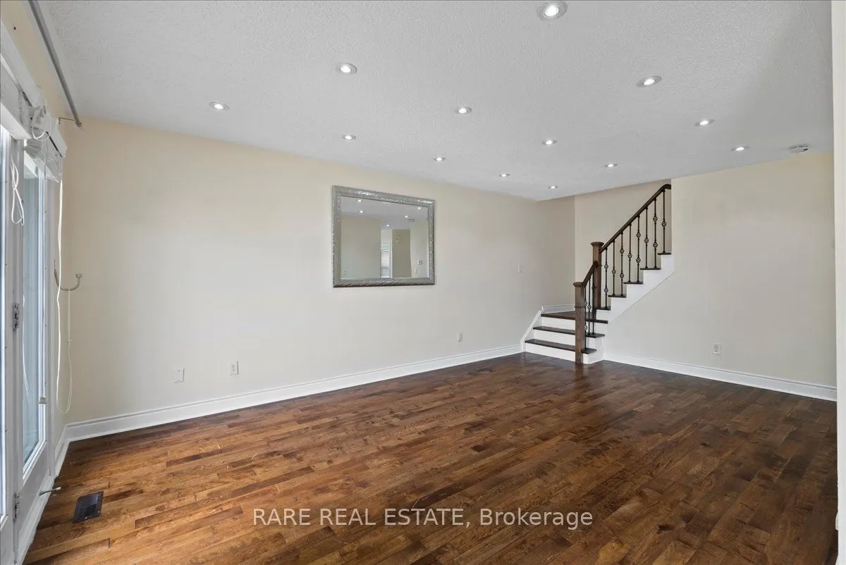 148 Town House Crescent, #79