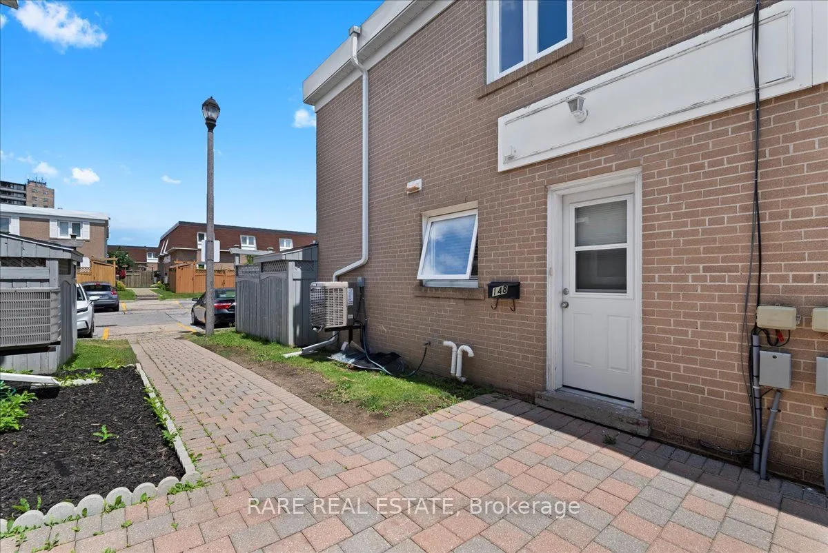 148 Town House Crescent, #79