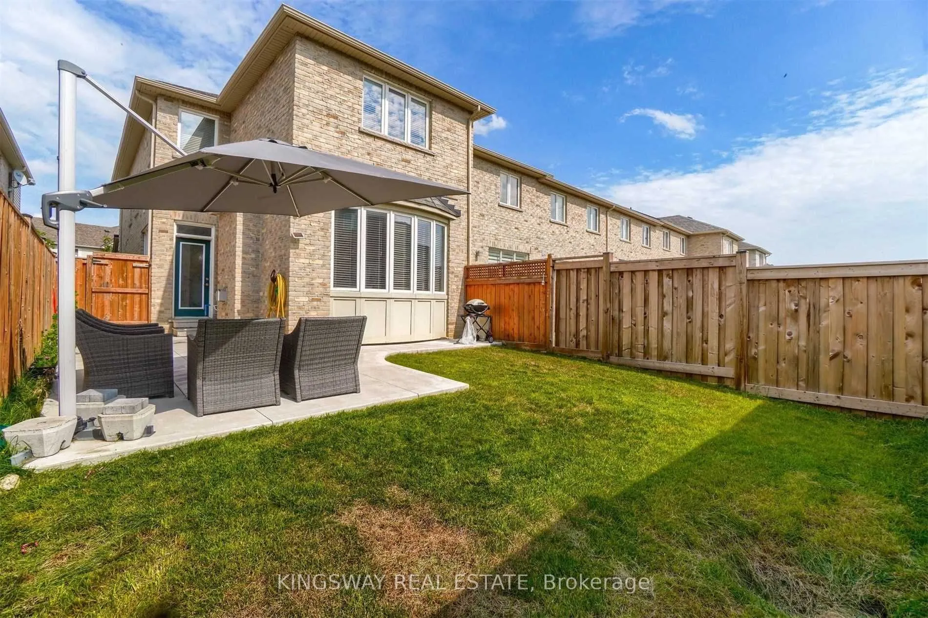 26 Cedarcrest Street
