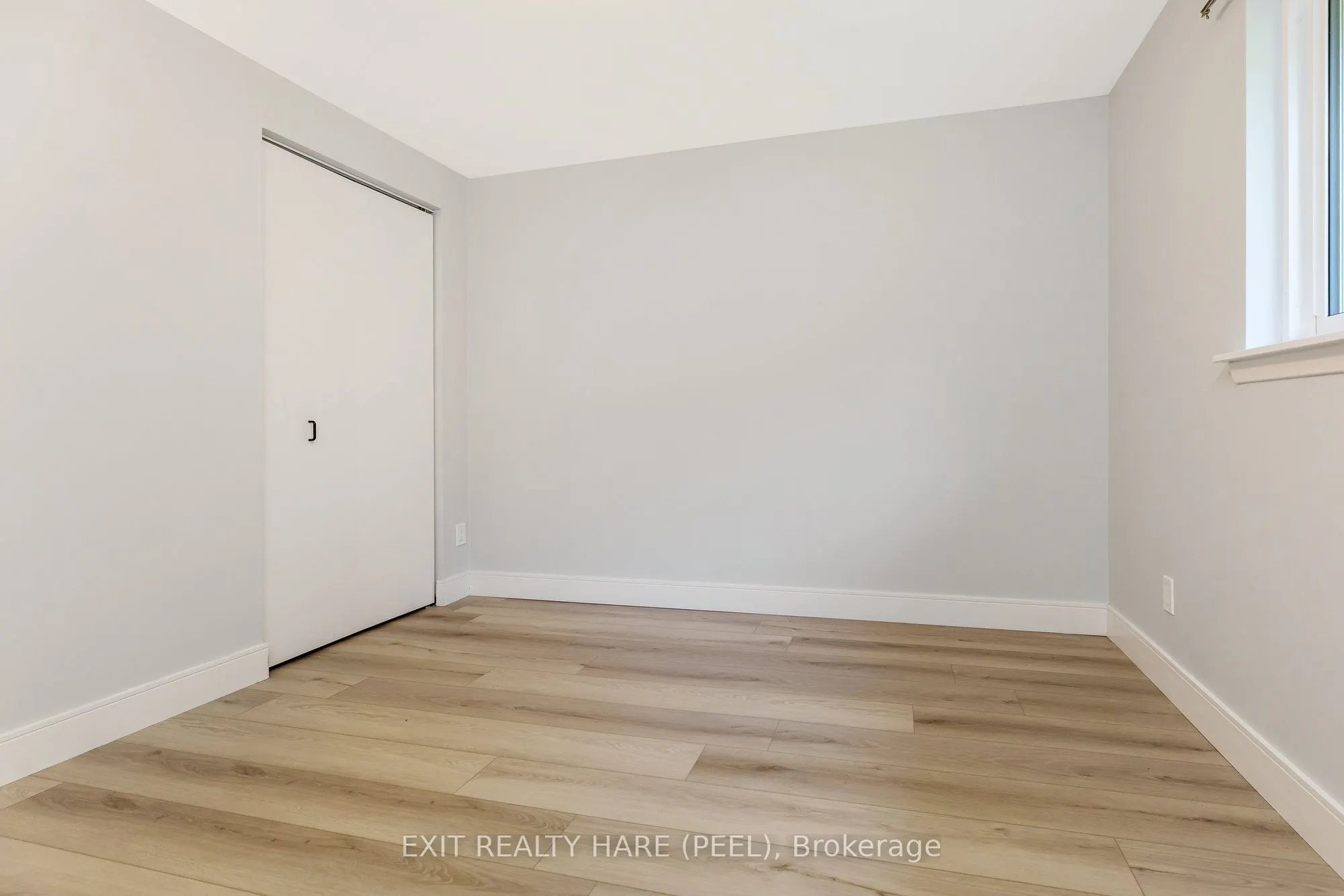 5 Garside Crescent