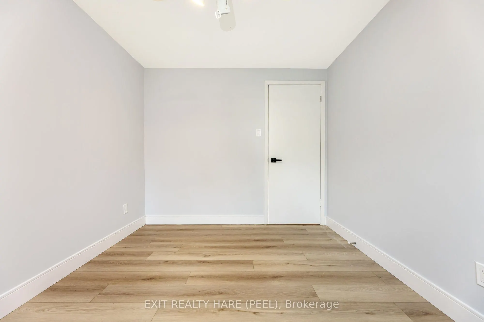 5 Garside Crescent