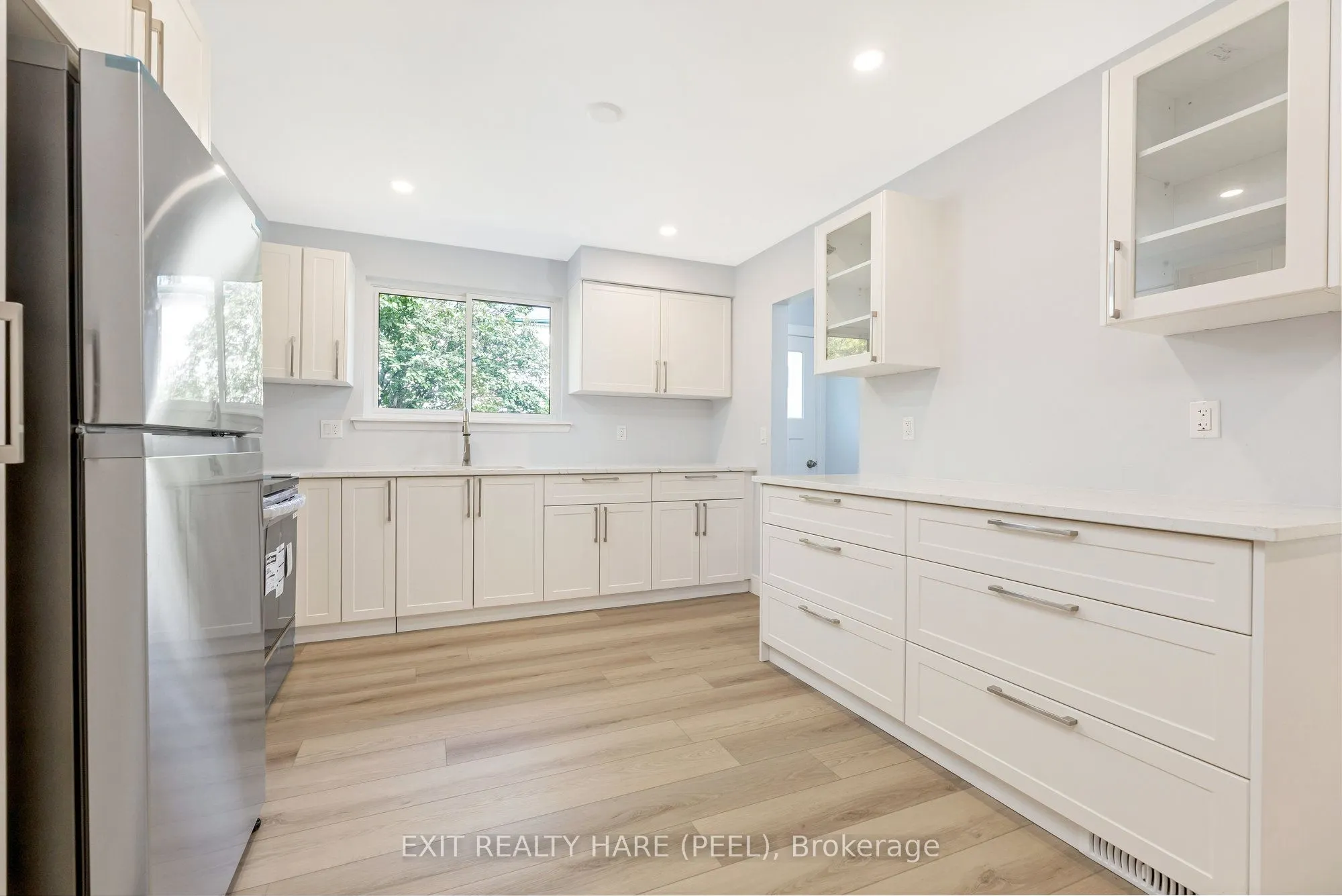 5 Garside Crescent