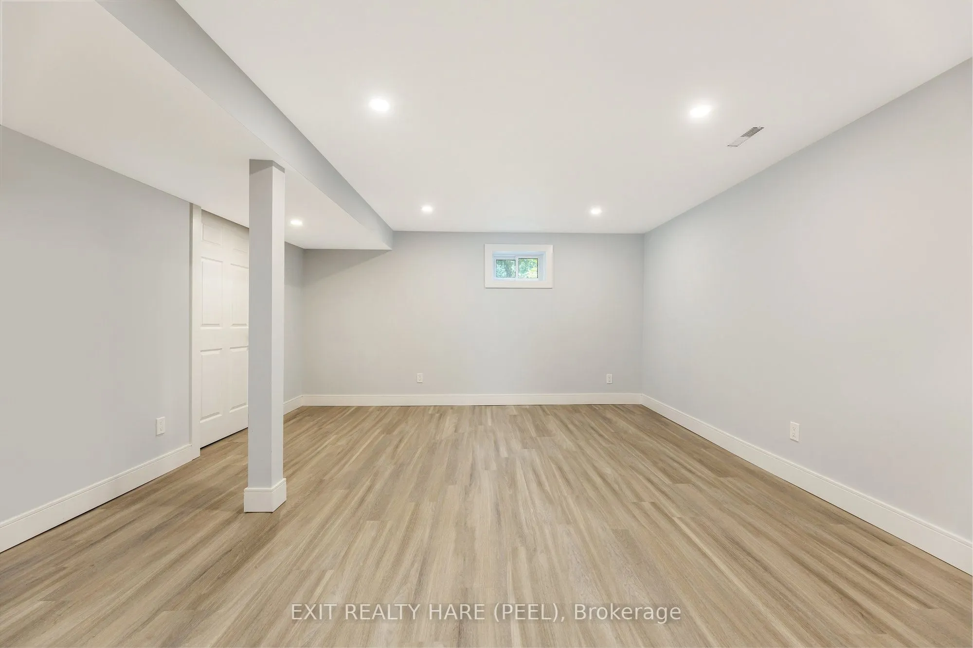 5 Garside Crescent