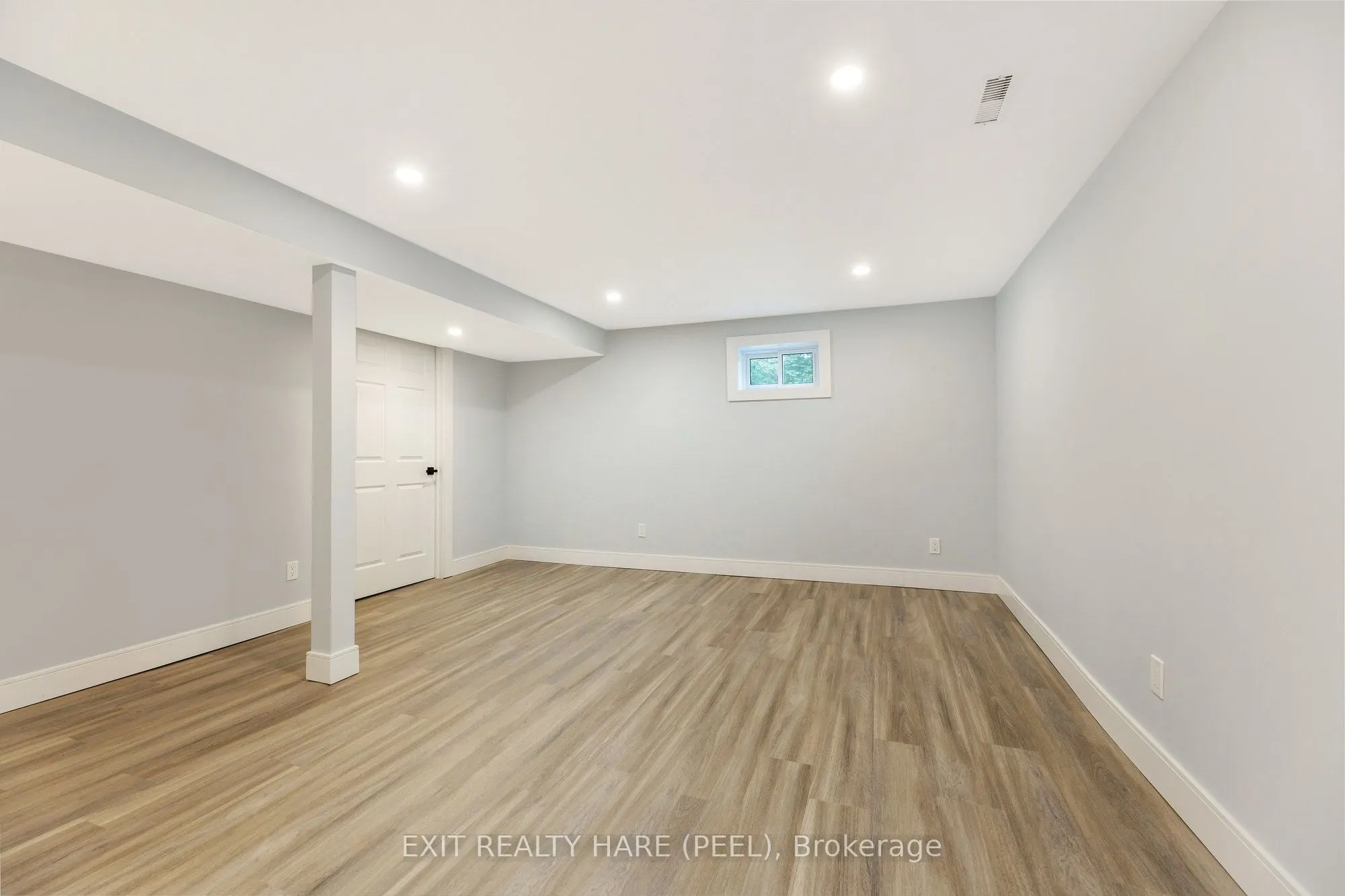 5 Garside Crescent