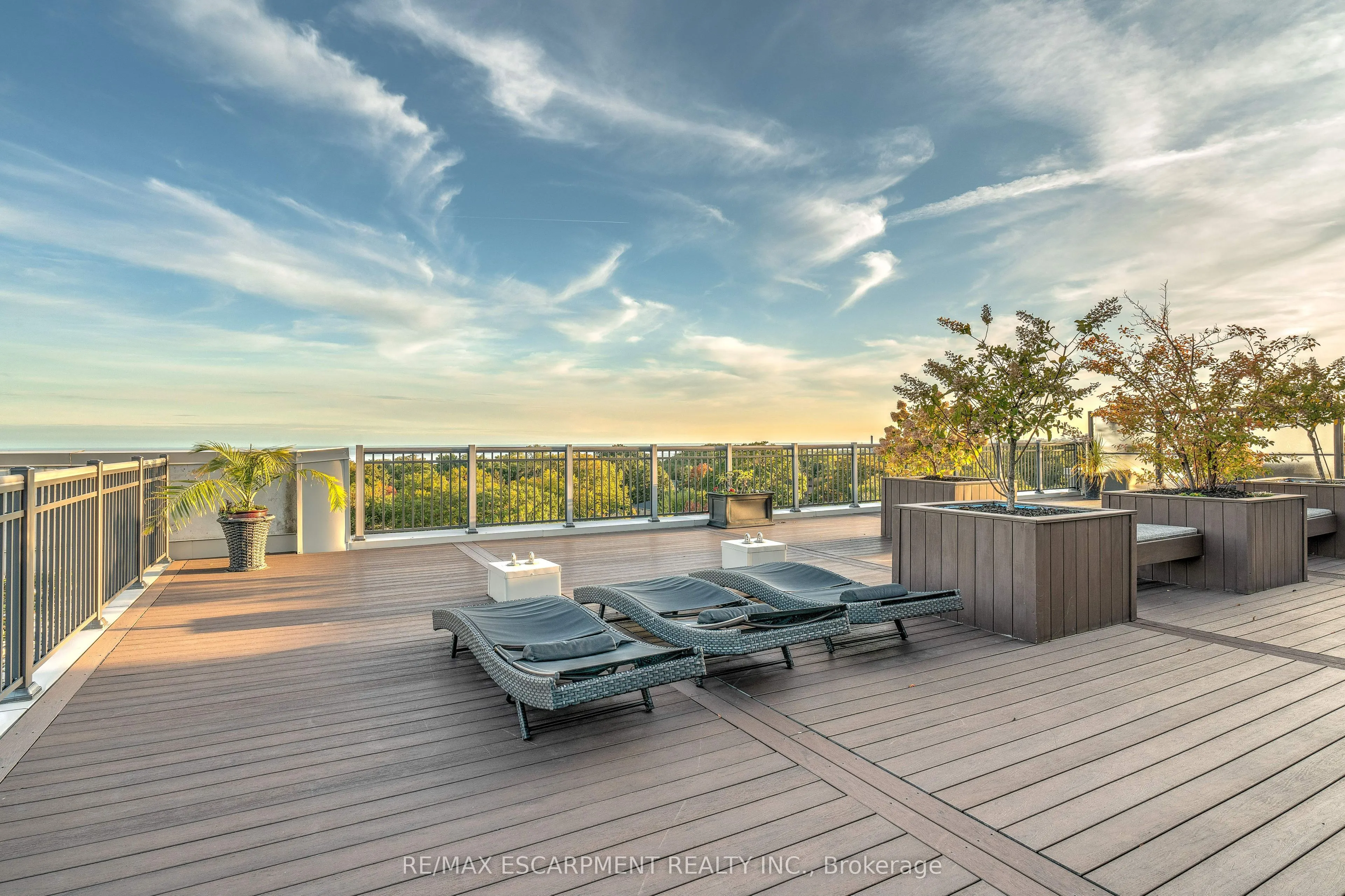 3563 LAKE SHORE Boulevard W, #505