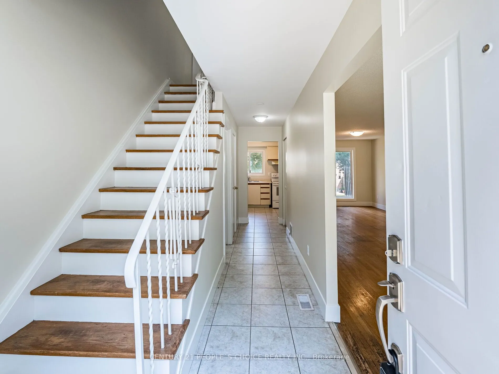 1720 Albion Road, #16