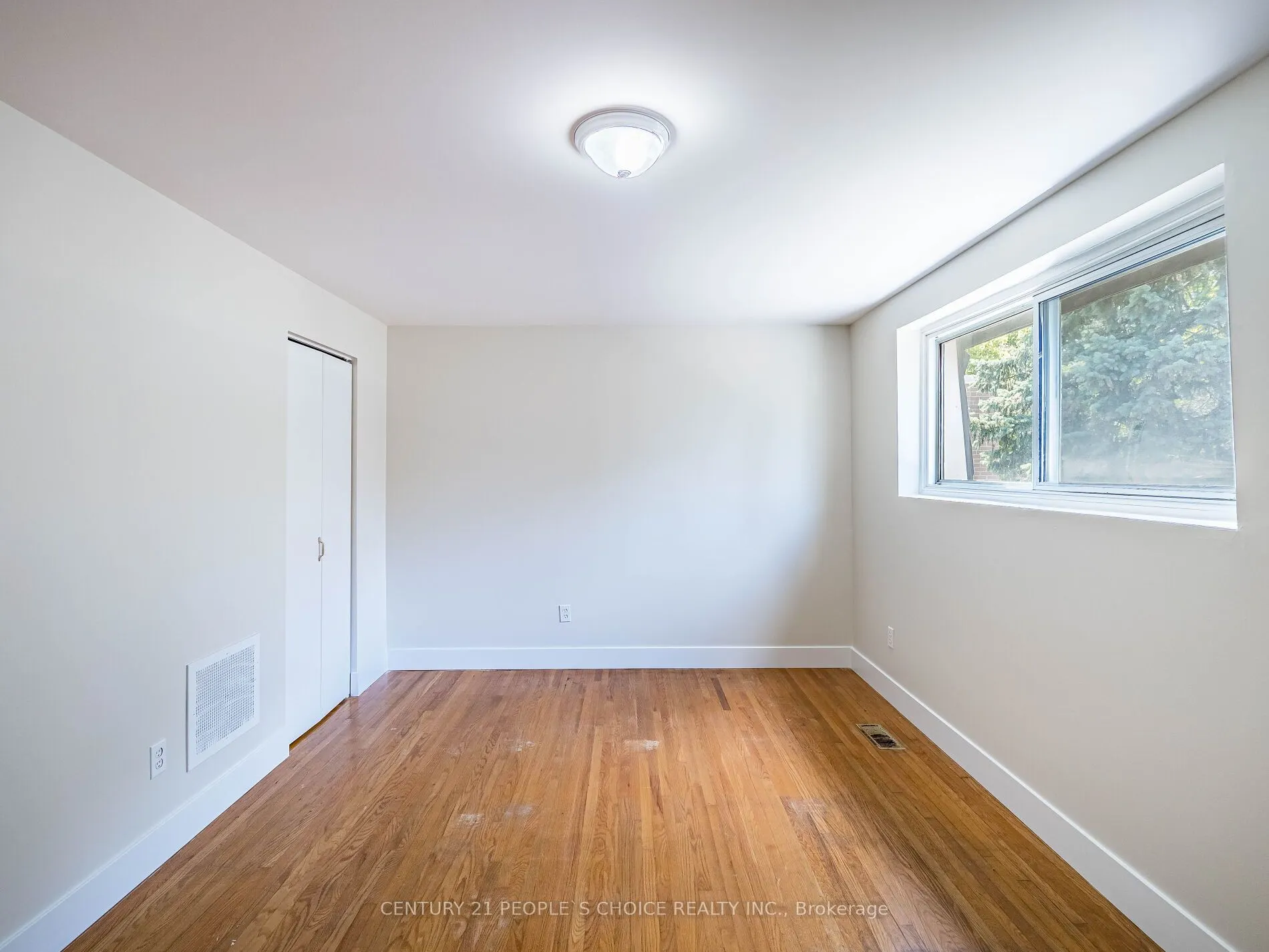 1720 Albion Road, #16