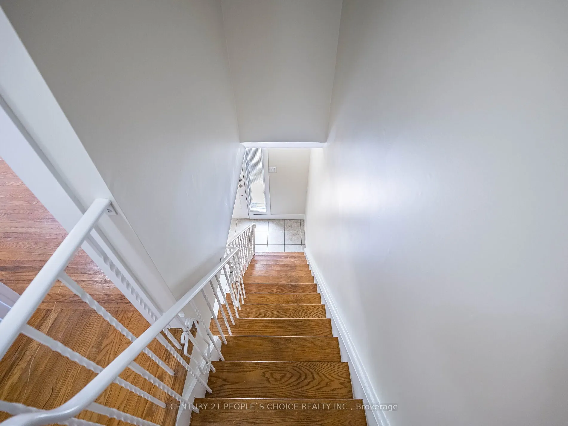 1720 Albion Road, #16