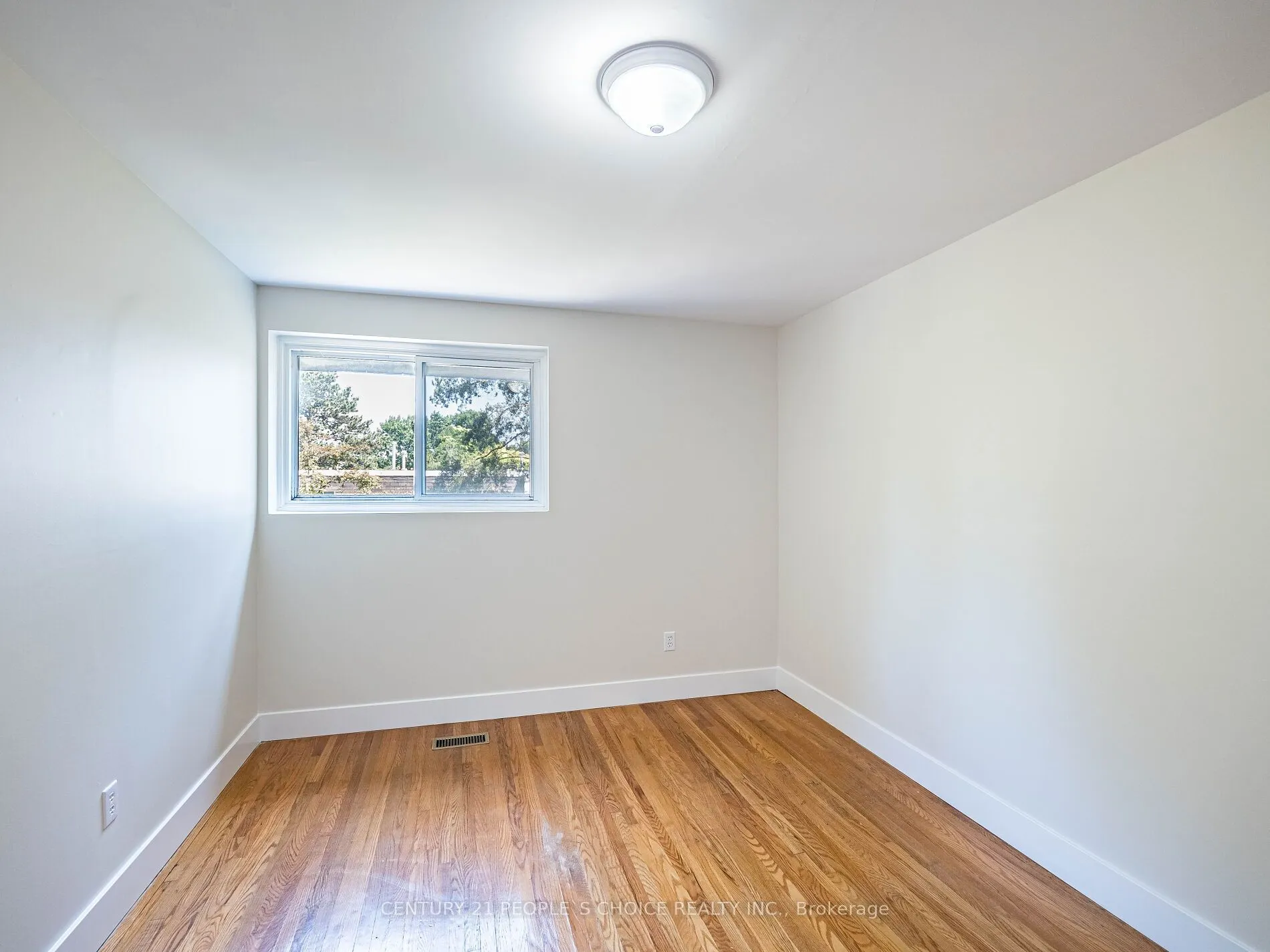 1720 Albion Road, #16