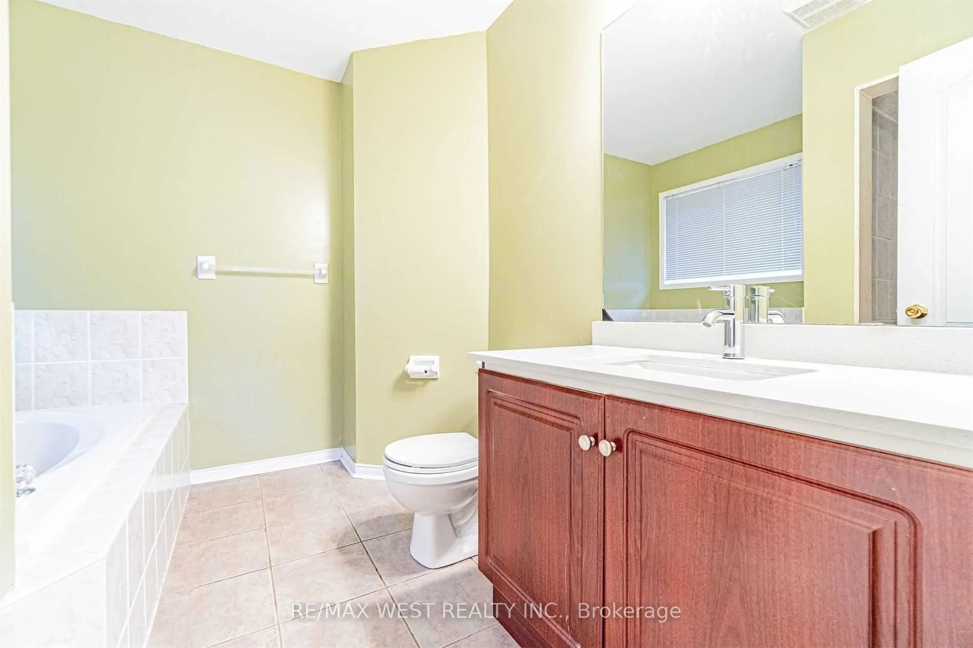 37 Charleswood Circle