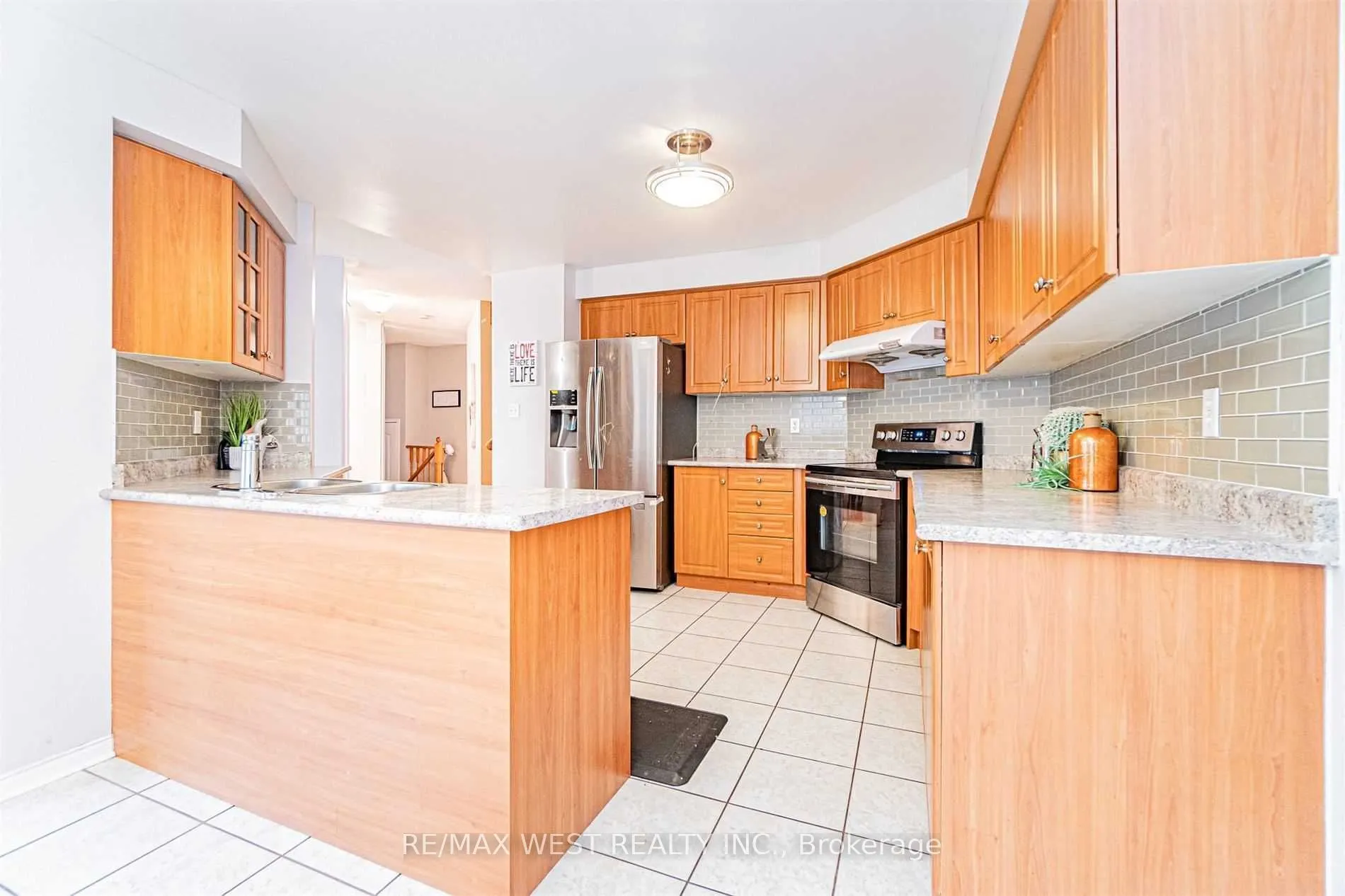 37 Charleswood Circle
