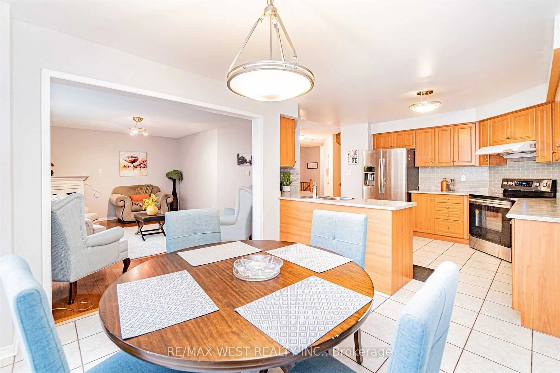37 Charleswood Circle