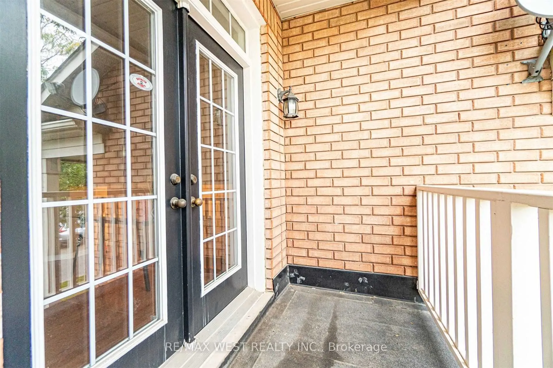 37 Charleswood Circle