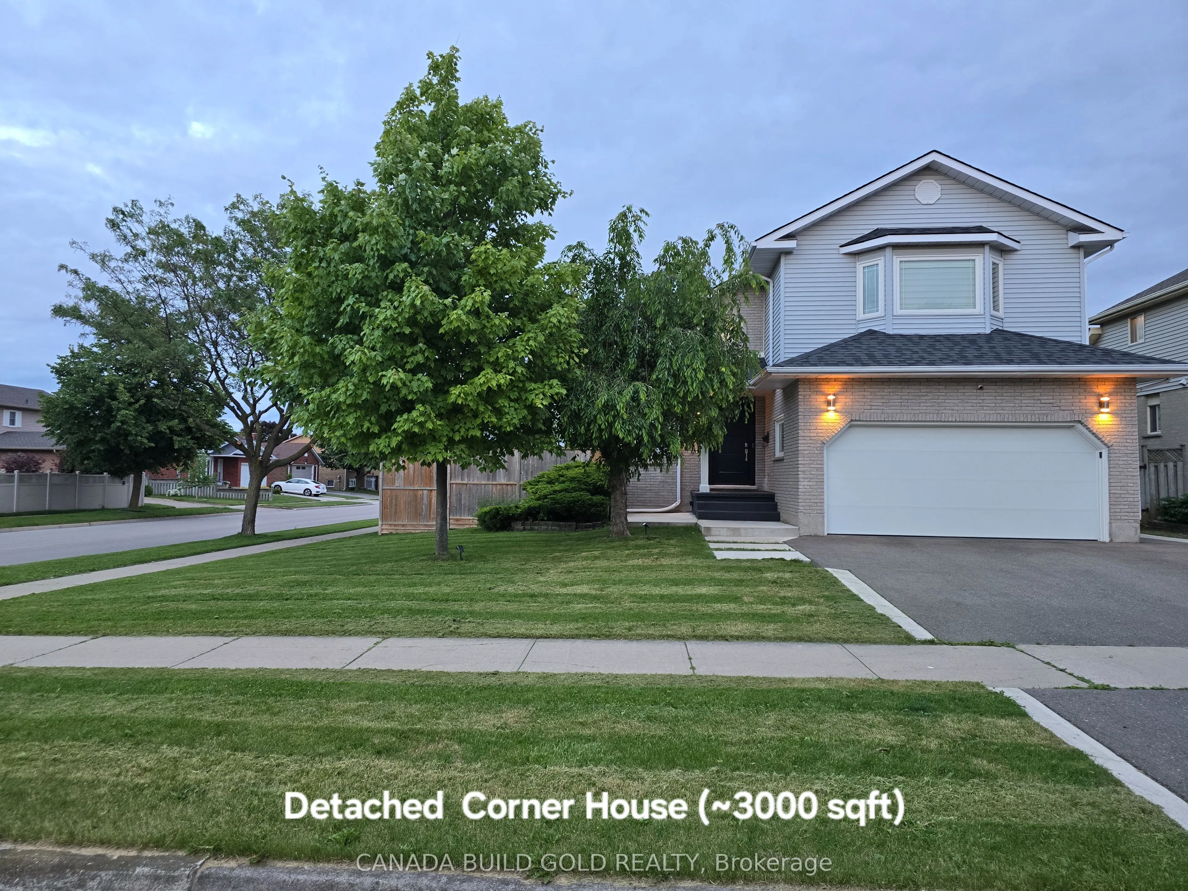 2211 Heidi Avenue
