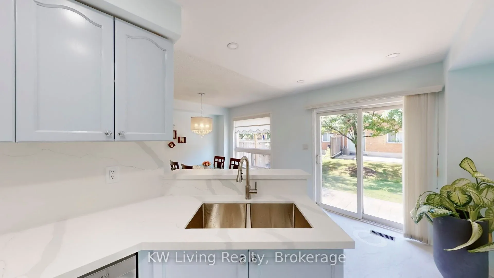 5260 McFarren Boulevard, #32