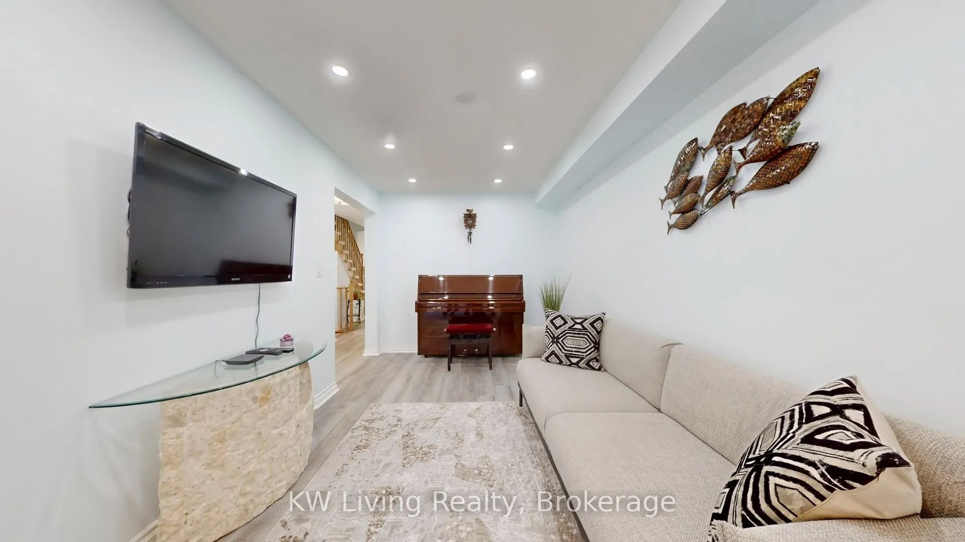 5260 McFarren Boulevard, #32