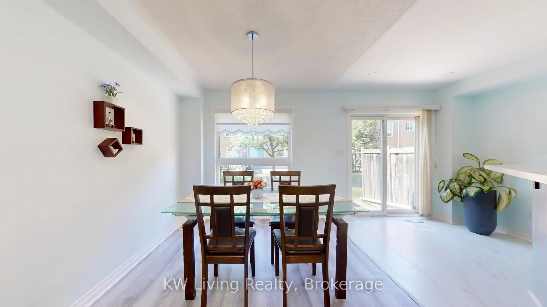 5260 McFarren Boulevard, #32