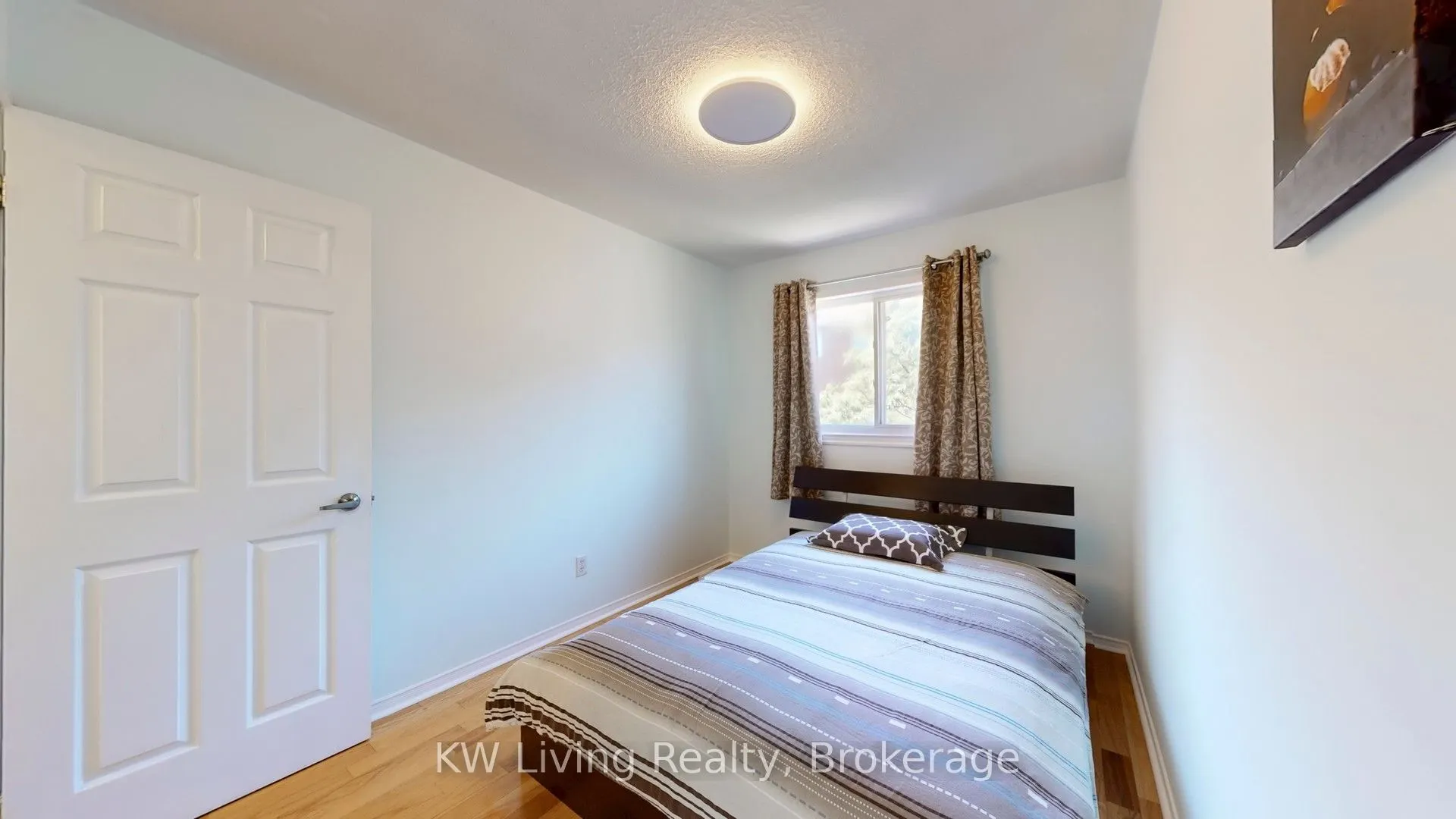 5260 McFarren Boulevard, #32