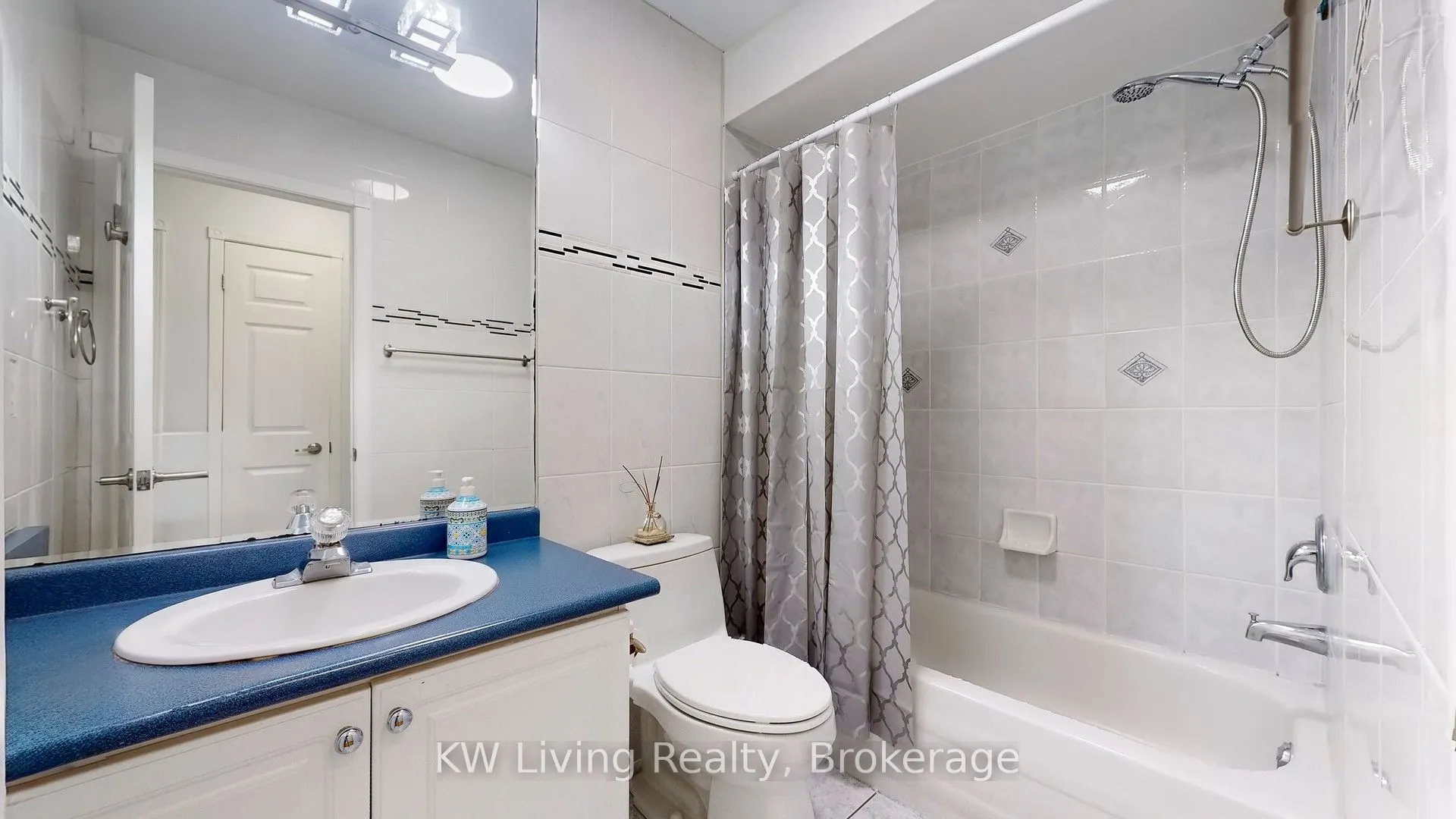 5260 McFarren Boulevard, #32