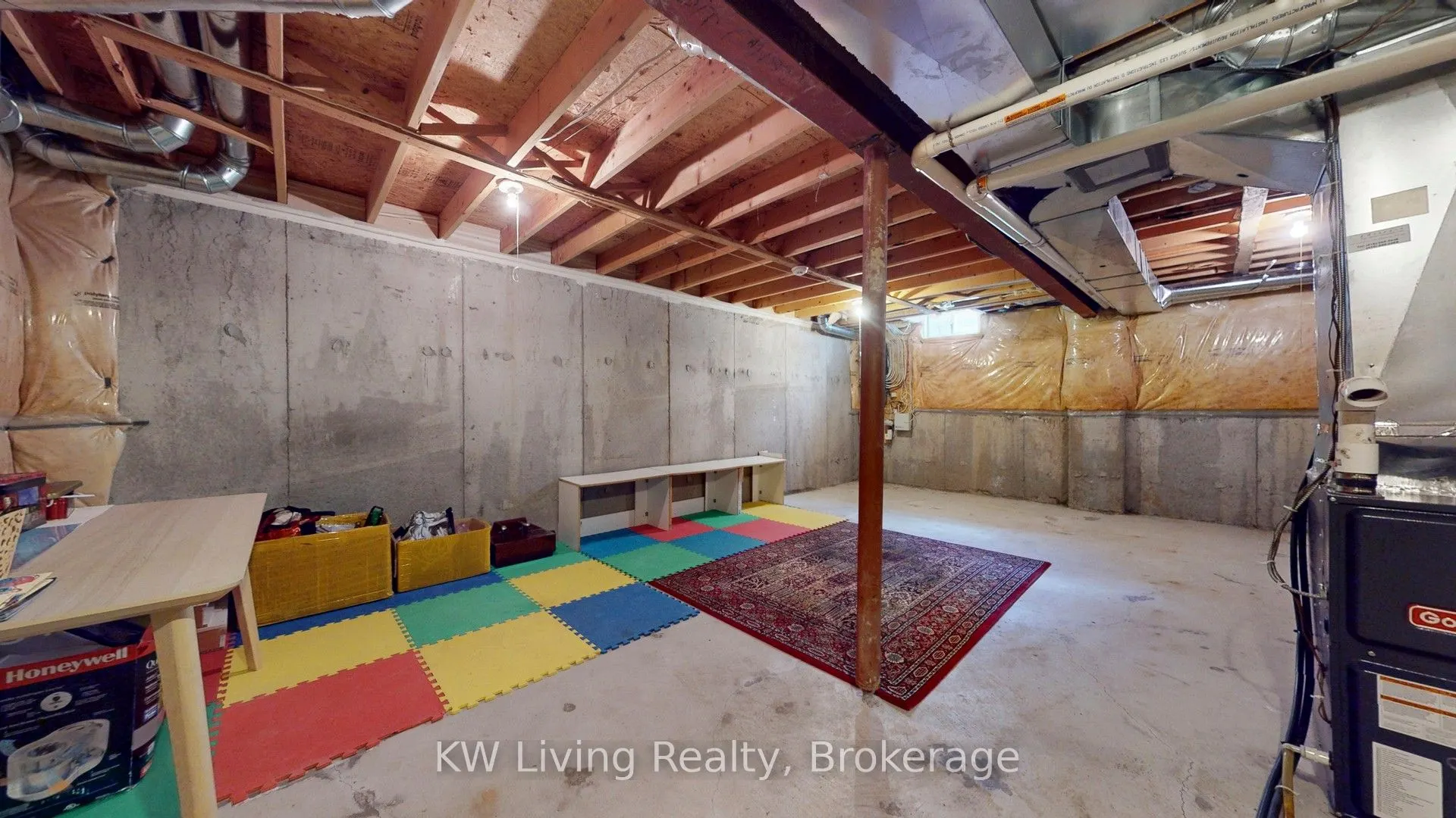 5260 McFarren Boulevard, #32