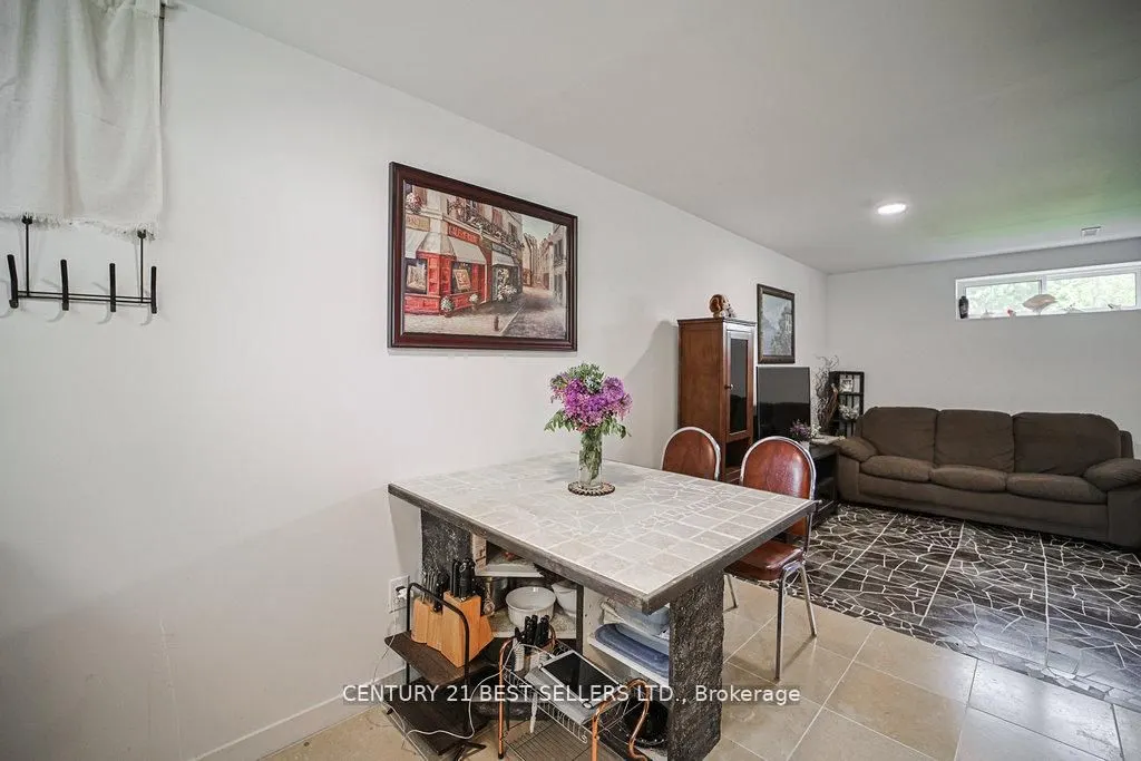 126 Mellow Crescent