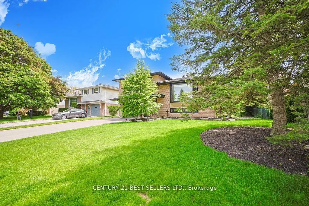 126 Mellow Crescent