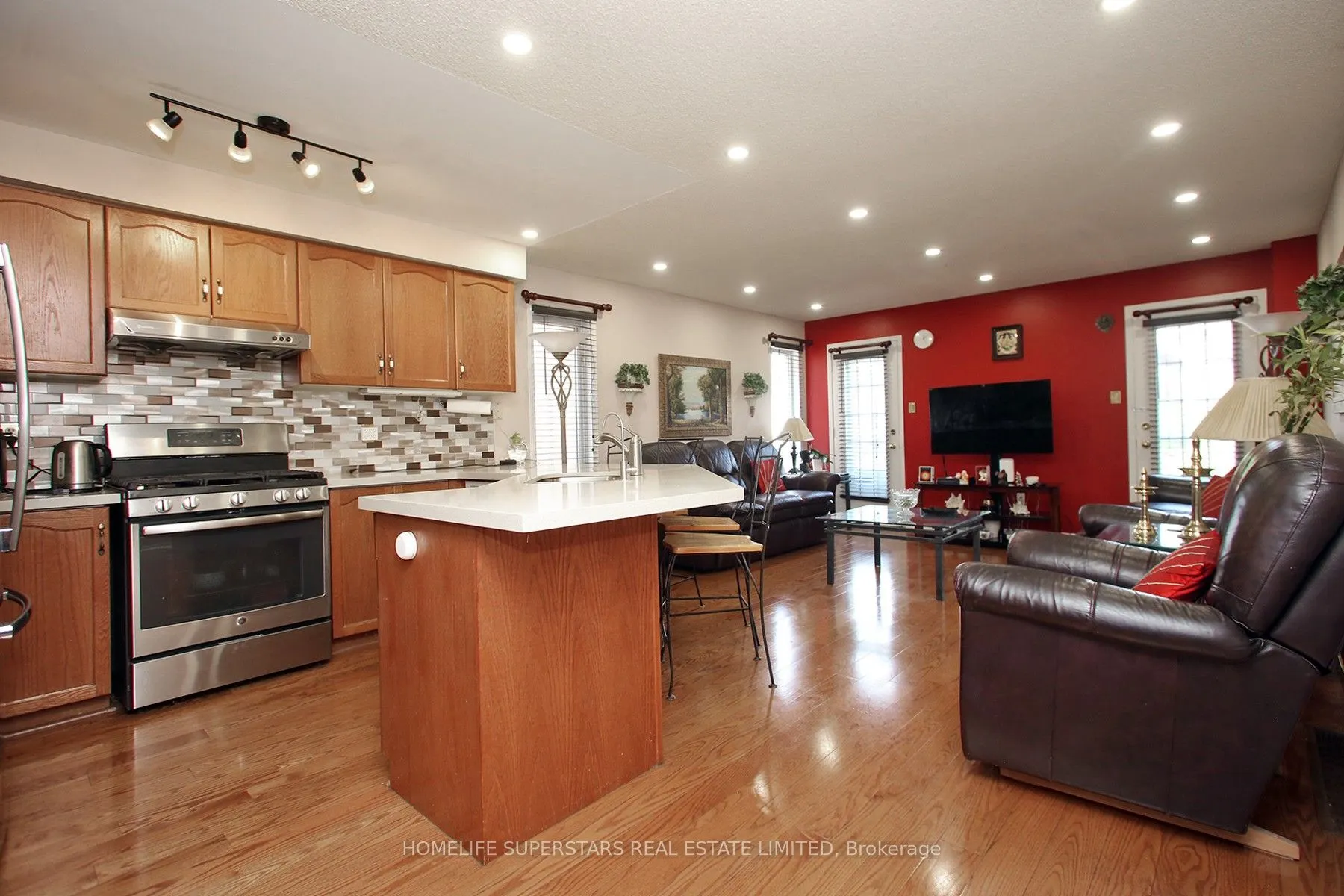 1123 Foxglove Place