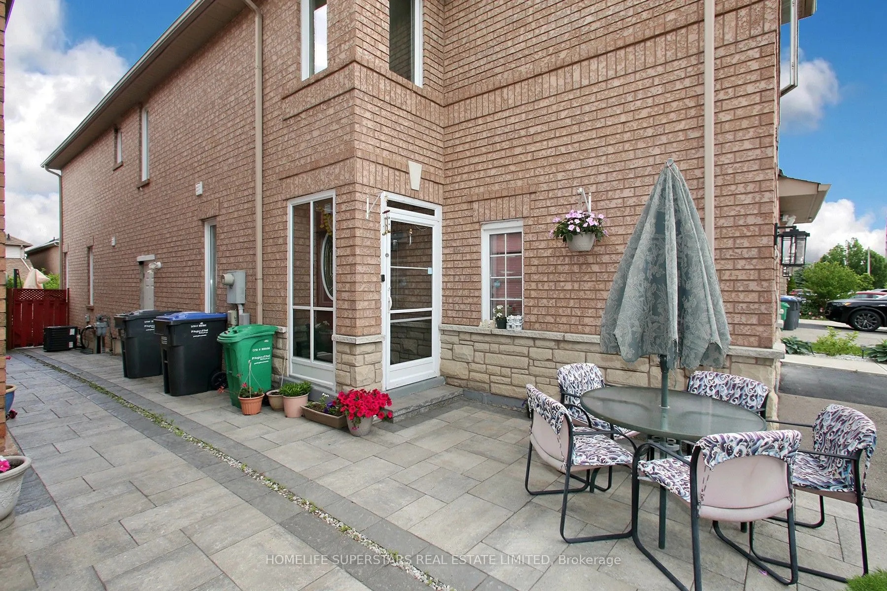 1123 Foxglove Place
