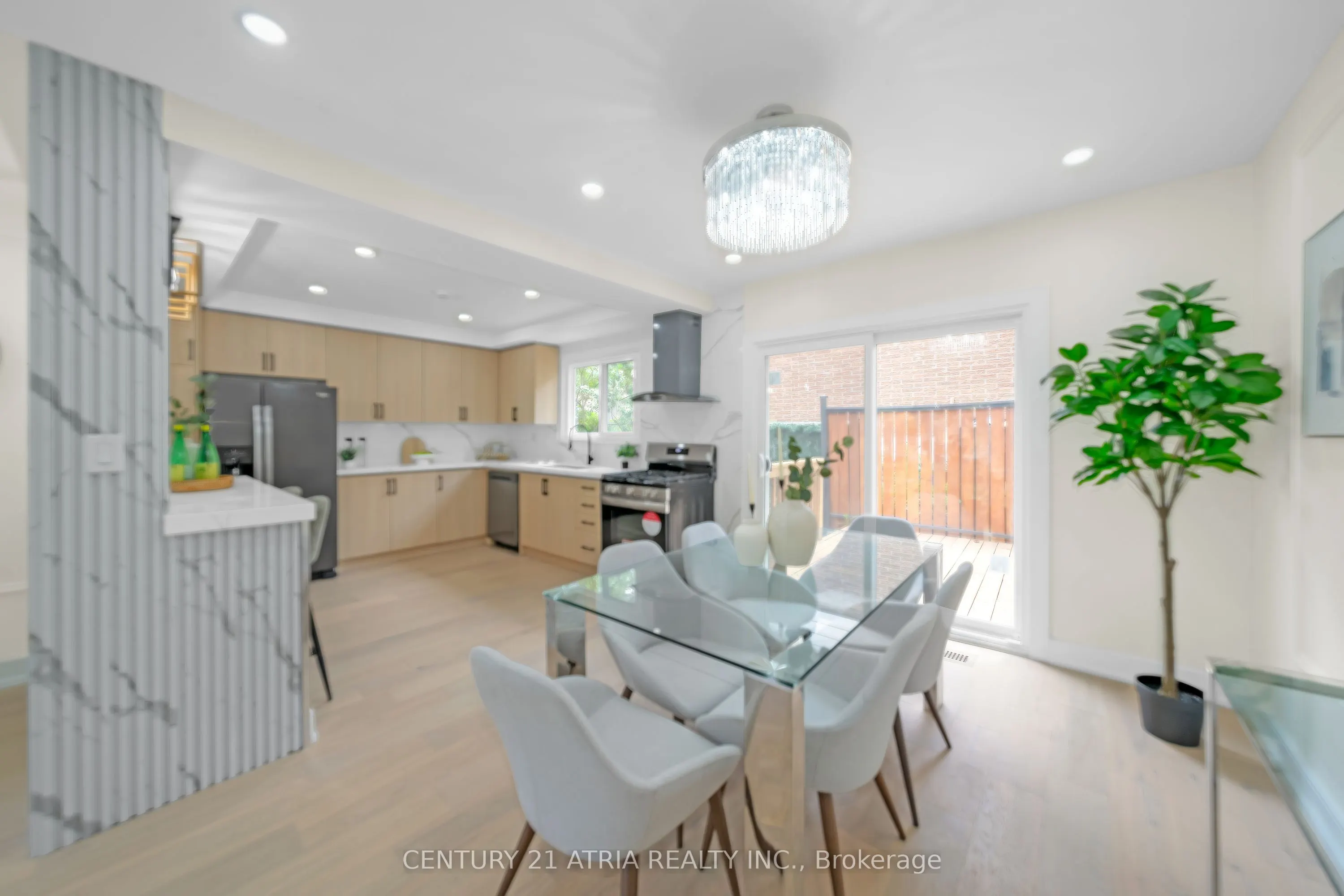 48 Tealham Drive S